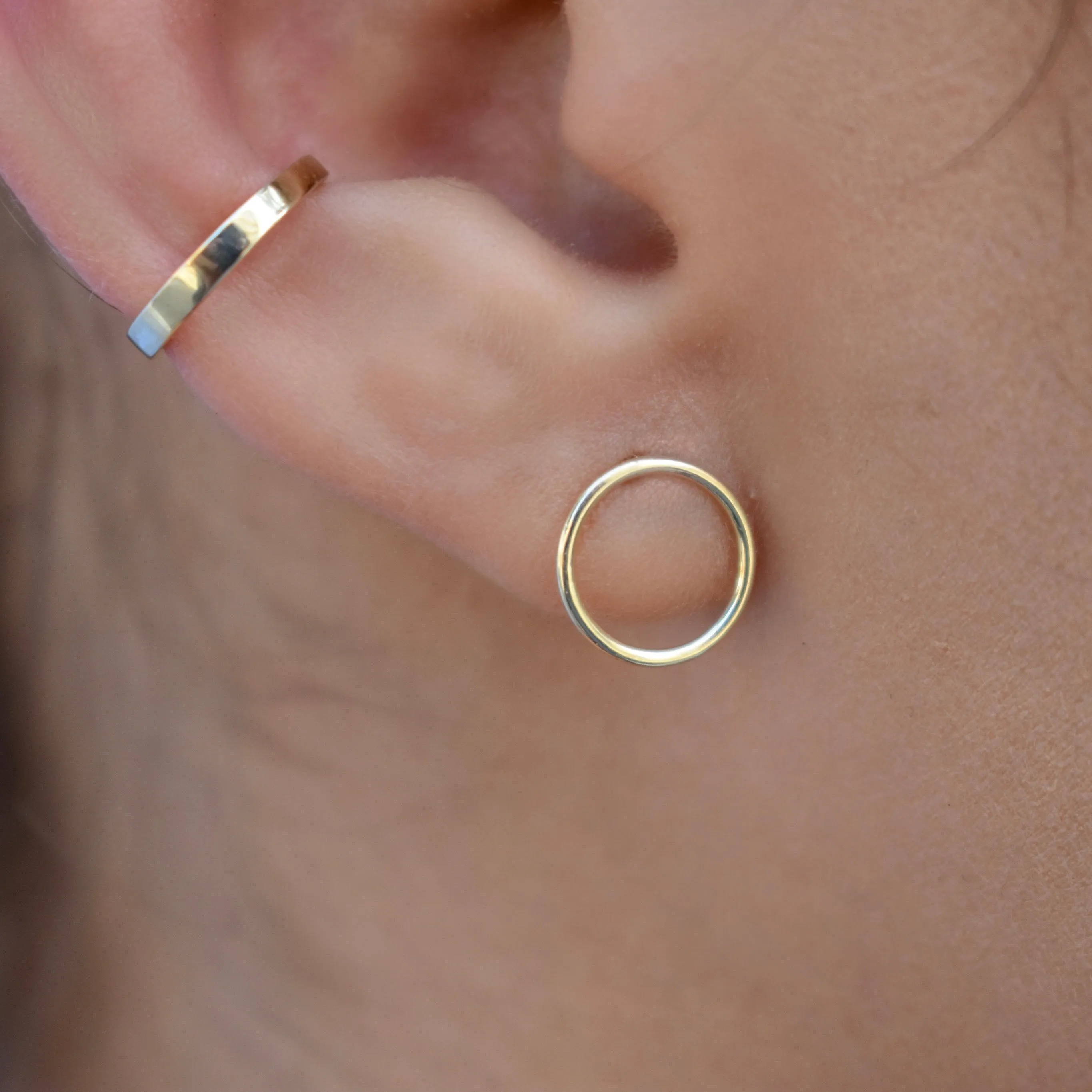 10k Solid Gold Smooth Middle Ear Cuff