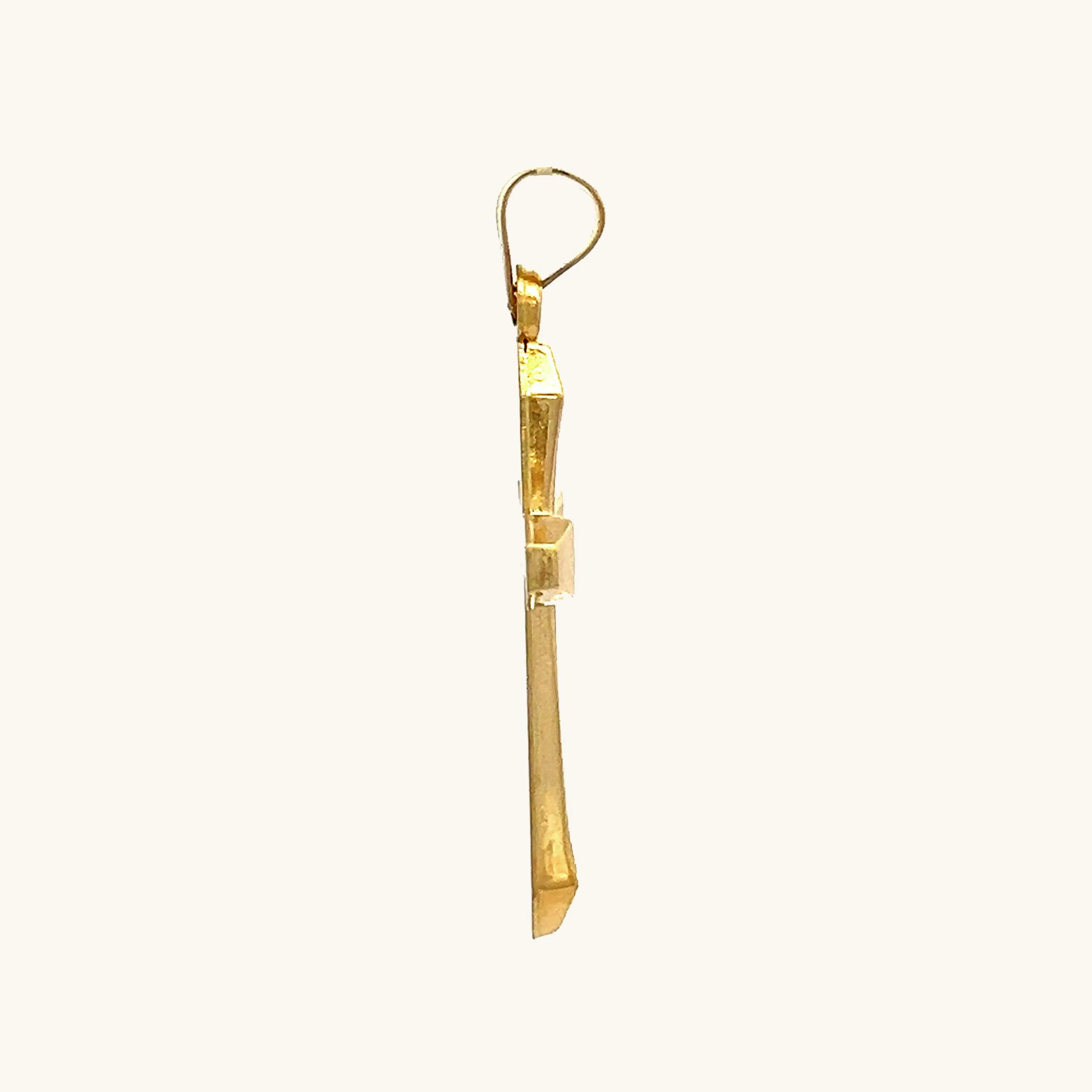 14K GOLD TEXTURED CROSS PENDANT