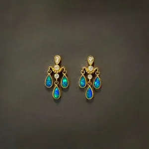 18K Gold Pear Cut Natural Opal  Diamond Exquisite Earrings