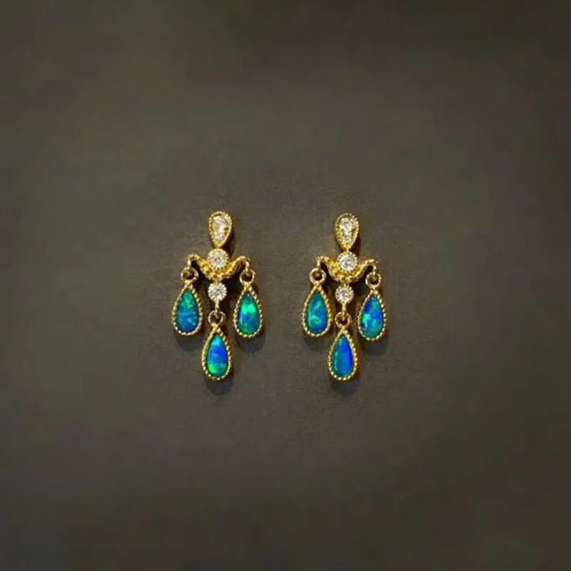 18K Gold Pear Cut Natural Opal  Diamond Exquisite Earrings