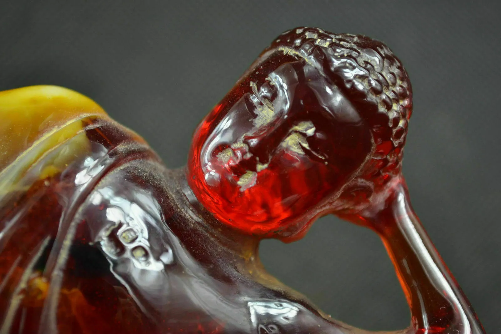 8.18''L- Chinese Natural Antique Exquisite GEOMANTIC AMBER Handcarved Sculpture Blessing Buddha Statue