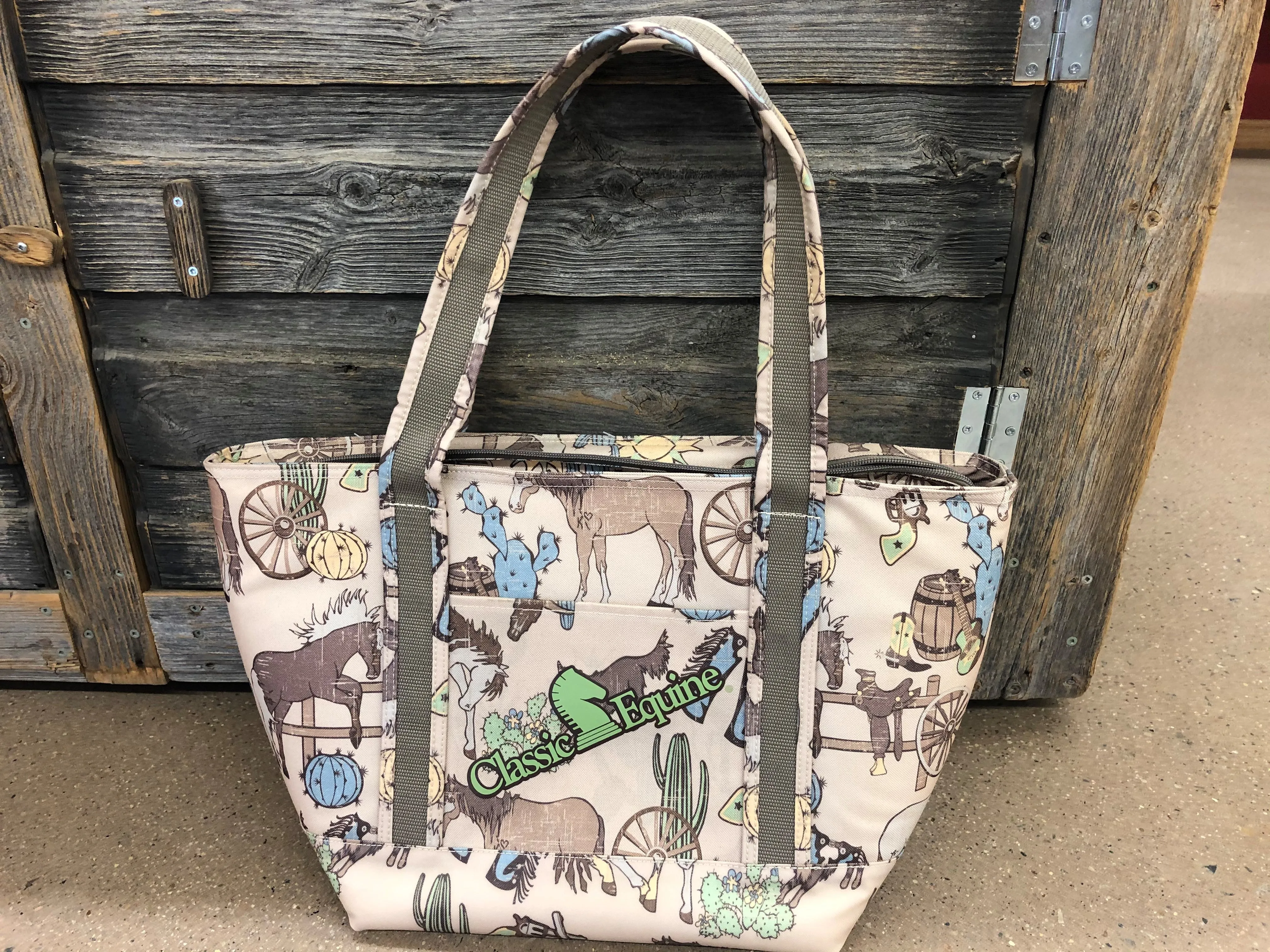 BGCT18--Frontier Cooler Tote Travel Collection