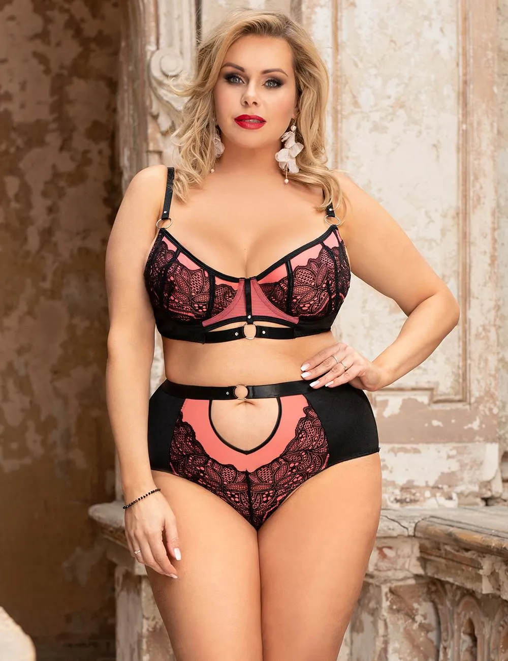 Blue Exquisite Sexy Lace Splice Bra Set With Underwire