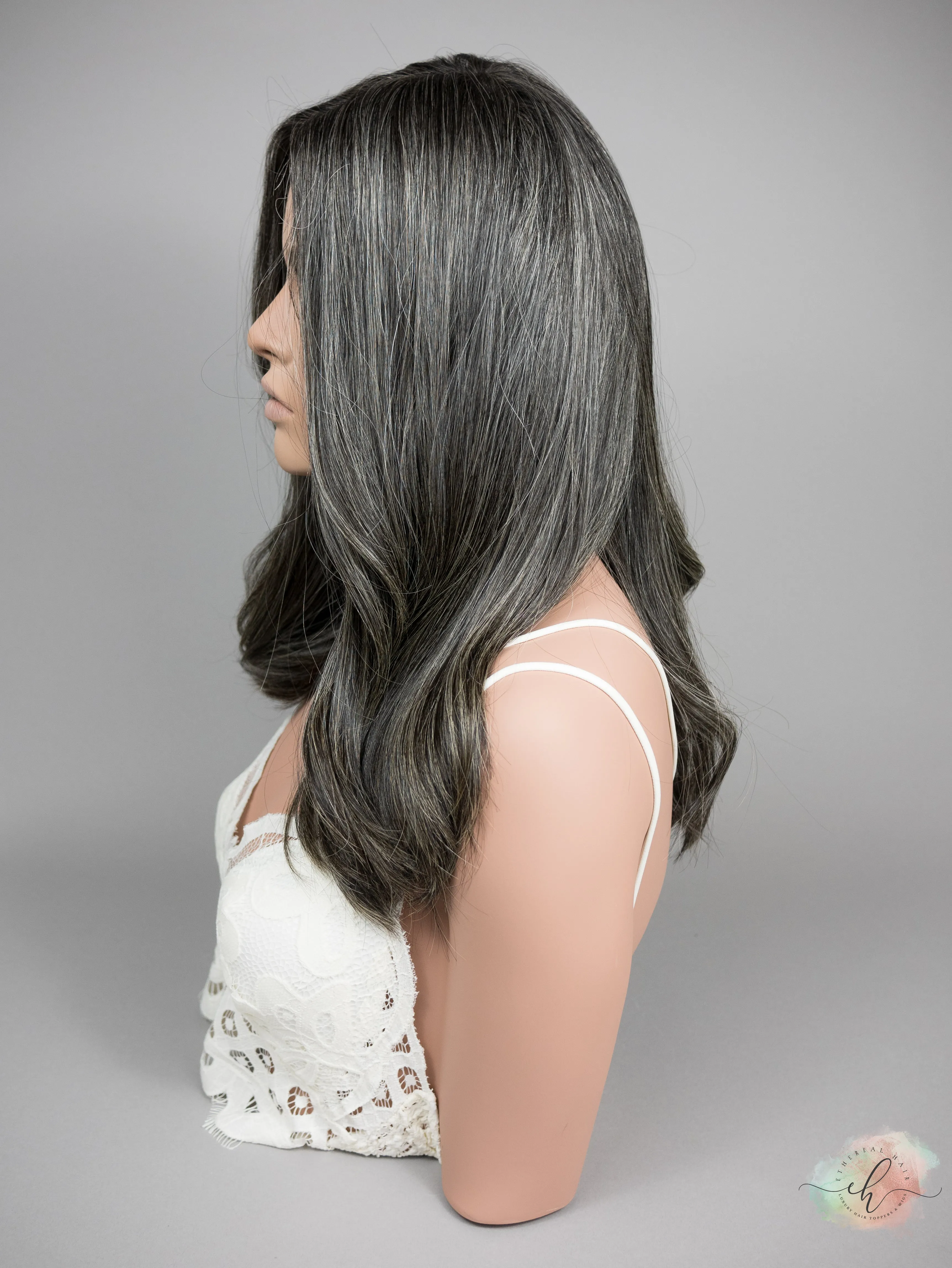 “DELLA" Exquisite Wig: Silk Top, Sz. M, 19-20"