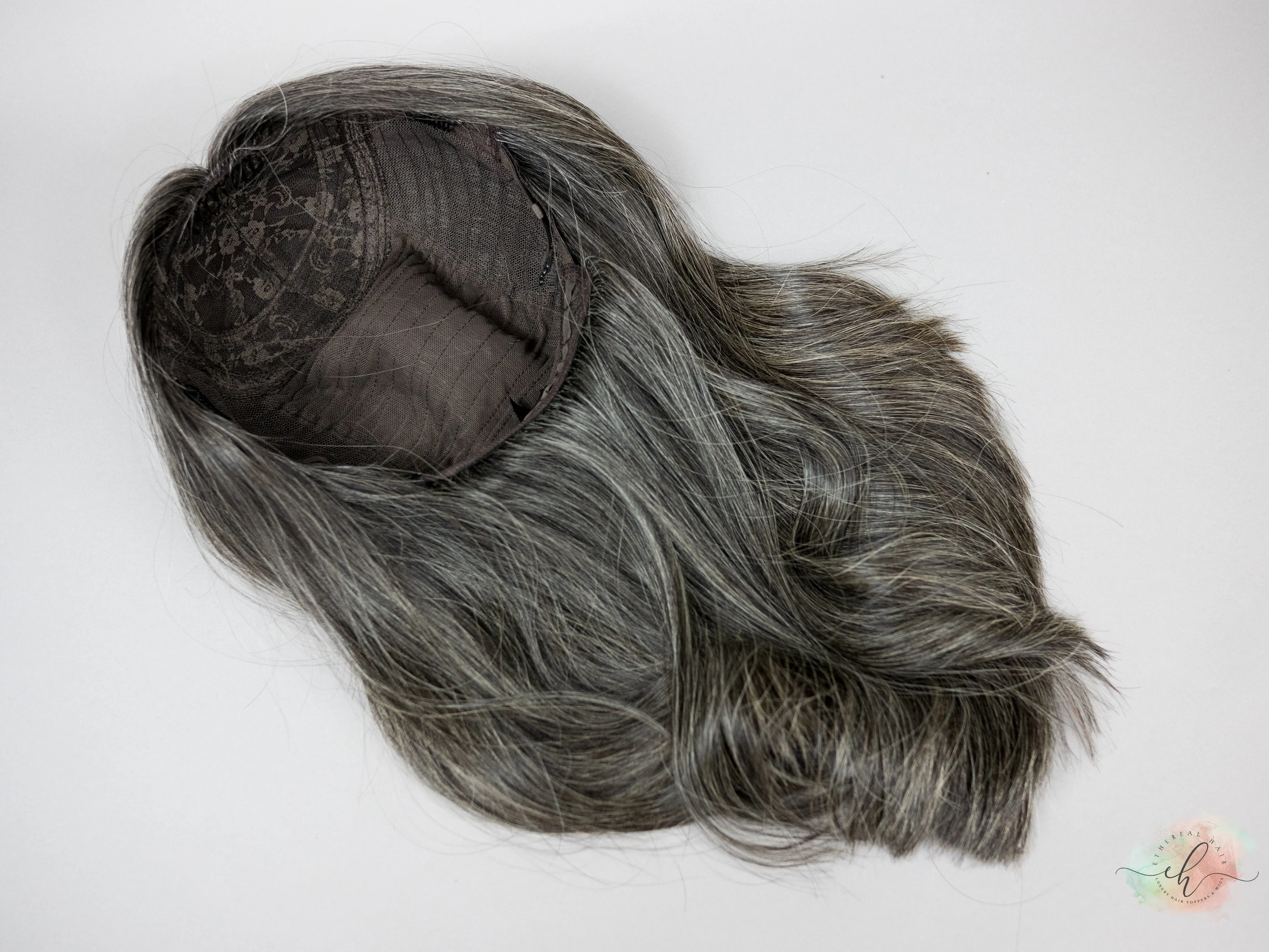 “DELLA" Exquisite Wig: Silk Top, Sz. M, 19-20"