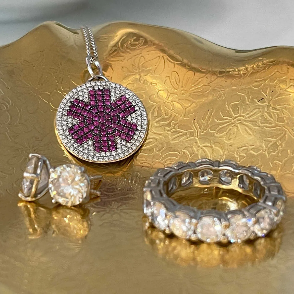 Diamond Medical ID Charm in White Gold with Ruby