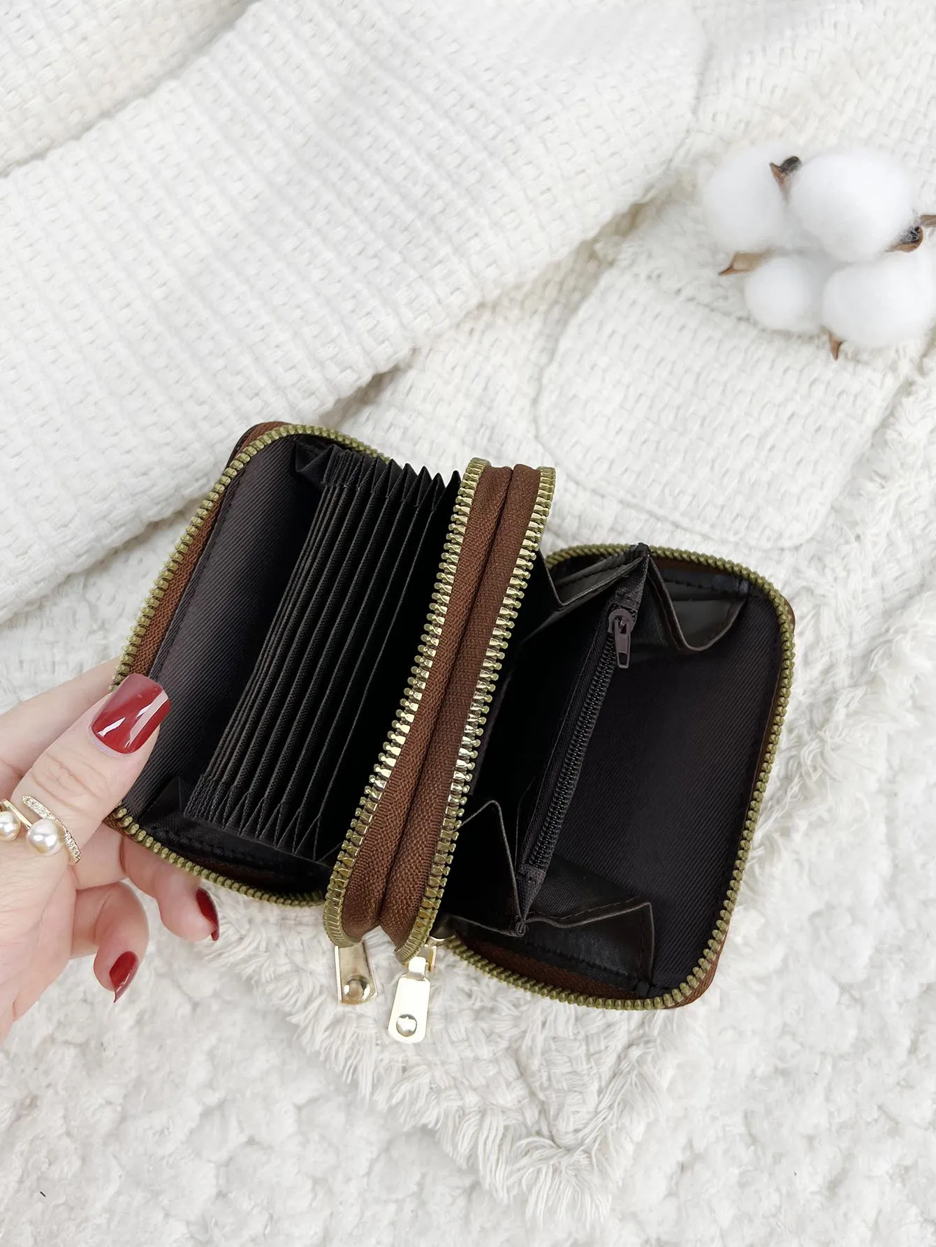 Double Layer Crocodile Pattern Card Holder Purse - Coffee Brown
