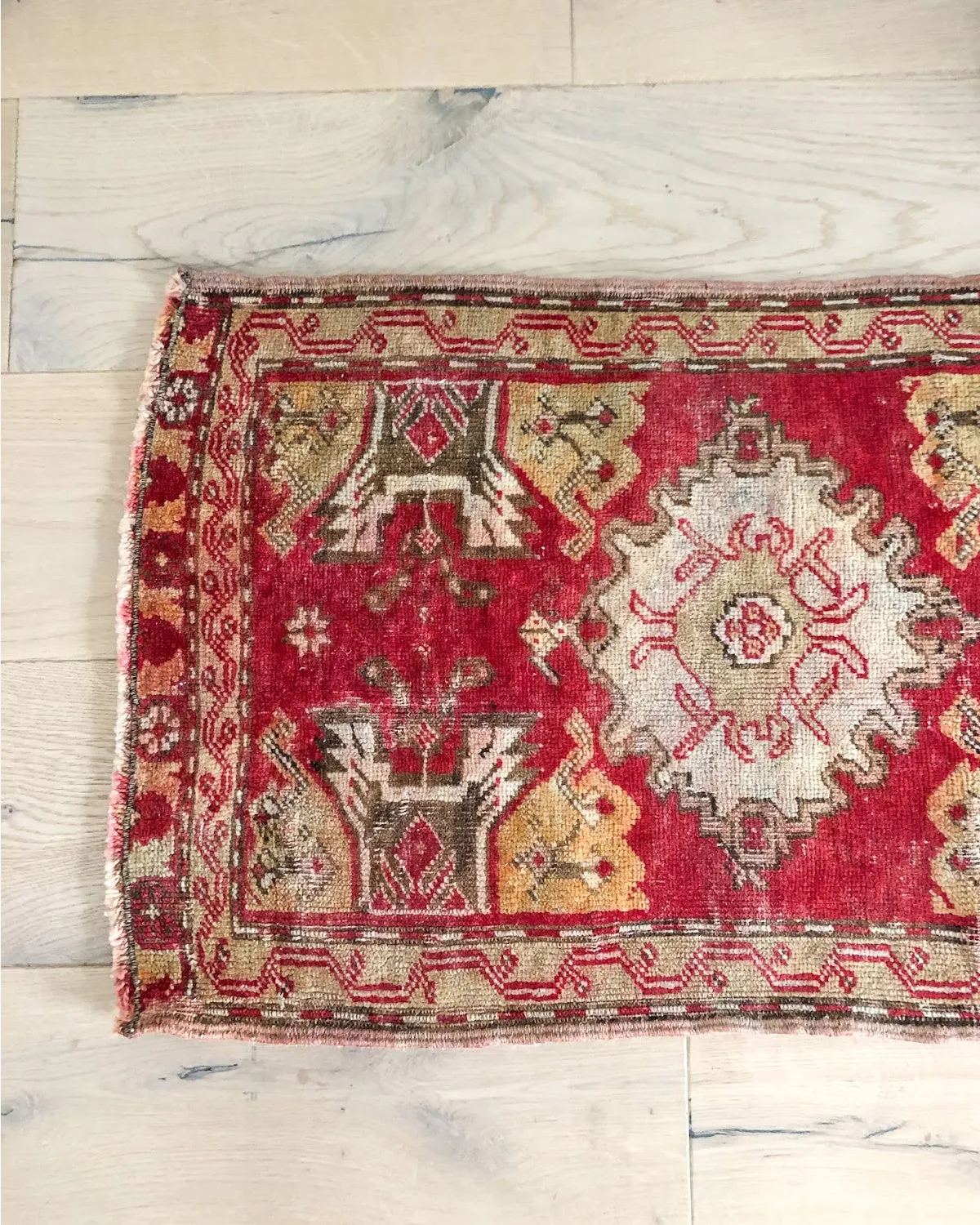 Ella Mini Turkish Rug