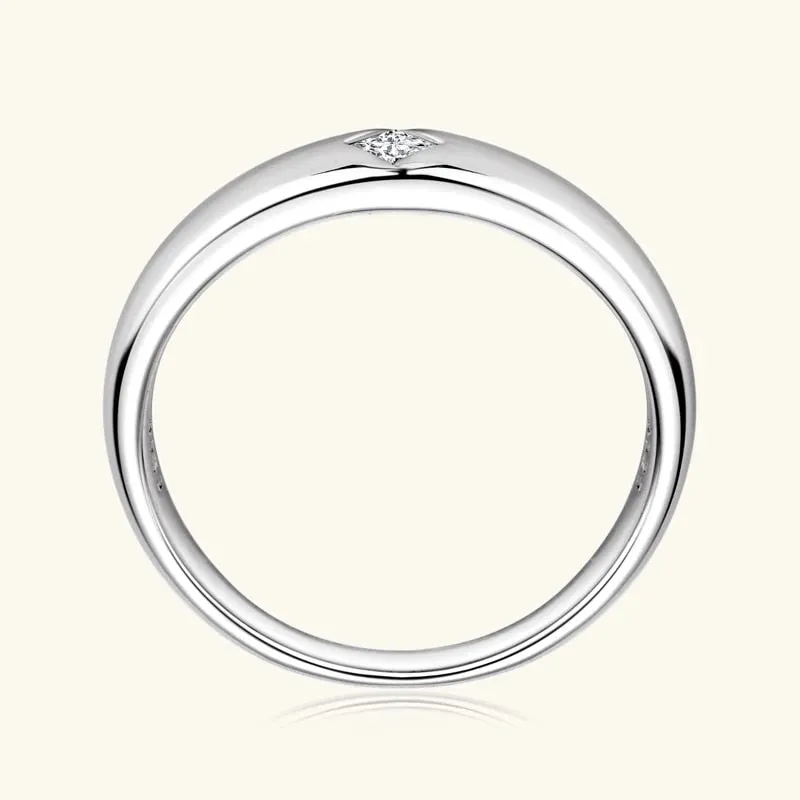 Exquisite 0.15 Ct Princess Cut Diamond Unisex Wedding Band