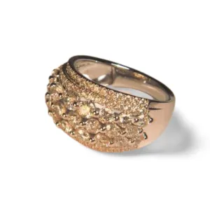 Exquisite 18K White Gold Diamond Designer Ring Band