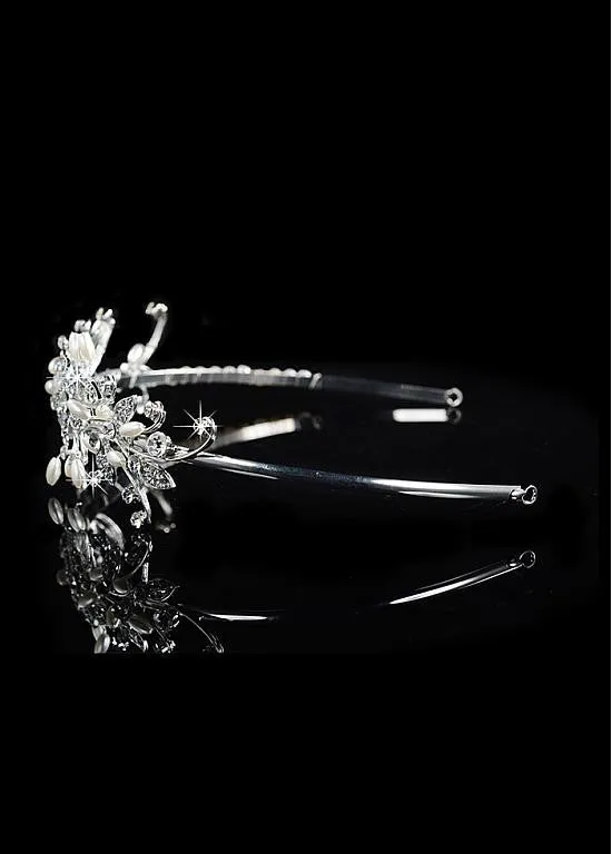 Exquisite Alloy Wedding Tiara With Rhinestones