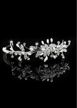 Exquisite Alloy Wedding Tiara With Rhinestones