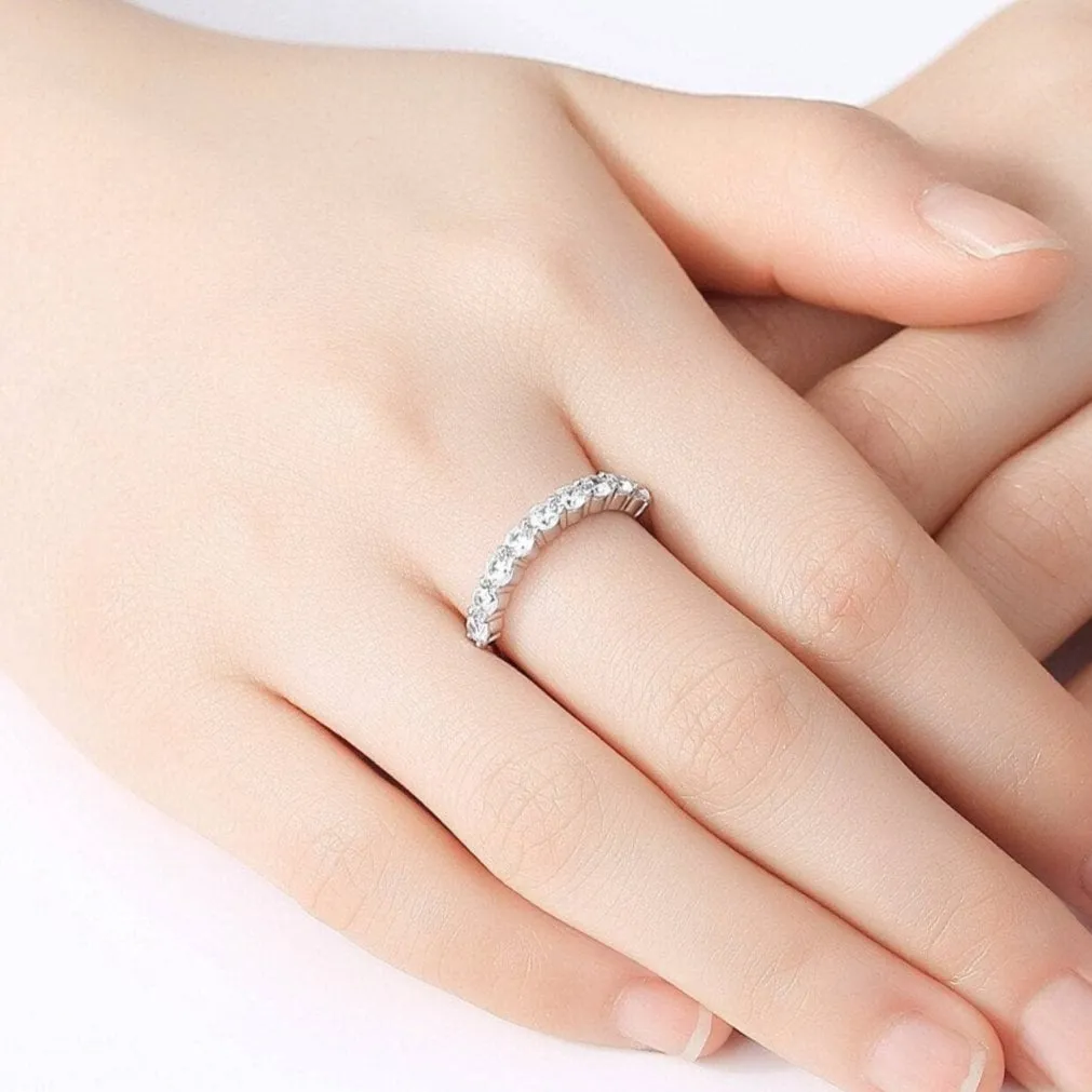 Exquisite Eternity Diamond Promise Ring