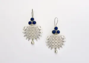 Exquisite, grid pattern lapis earrings