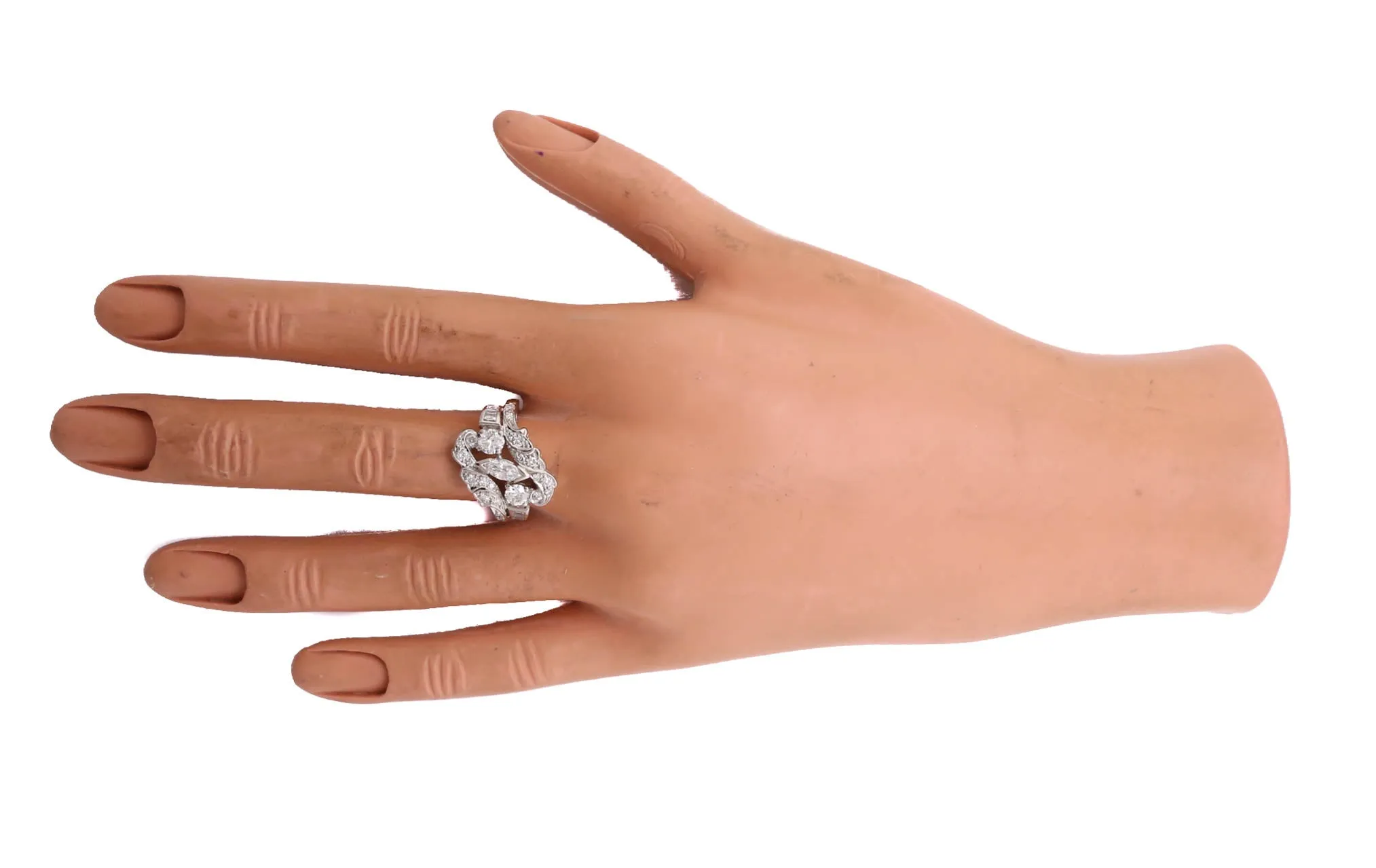 Exquisite Ladies Estate Platinum 1.45ctw Marquise Diamond Cluster Cocktail Ring