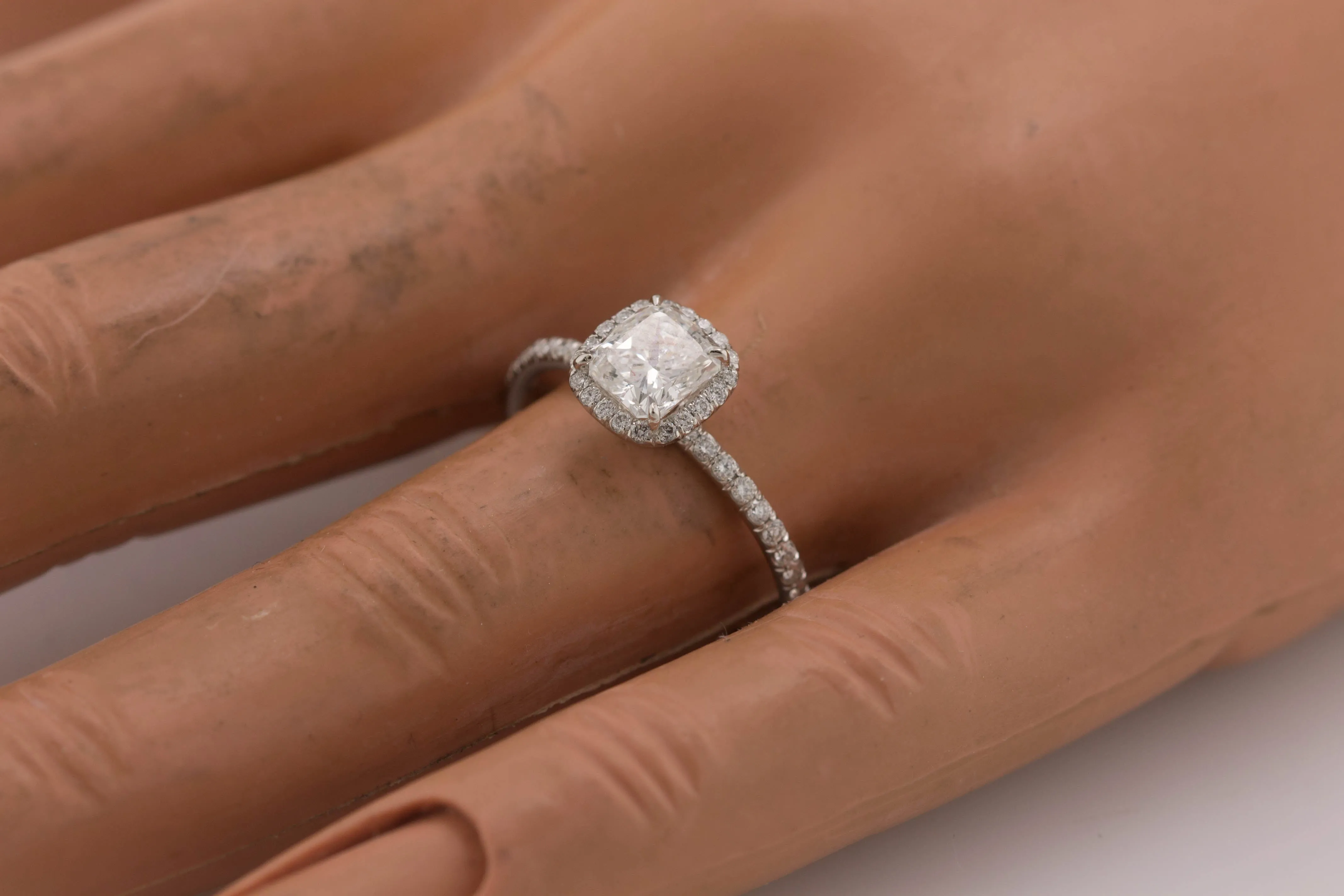 Exquisite Ladies Estate Platinum 950 0.80 CT Radiant Cut Diamond Engagement Ring