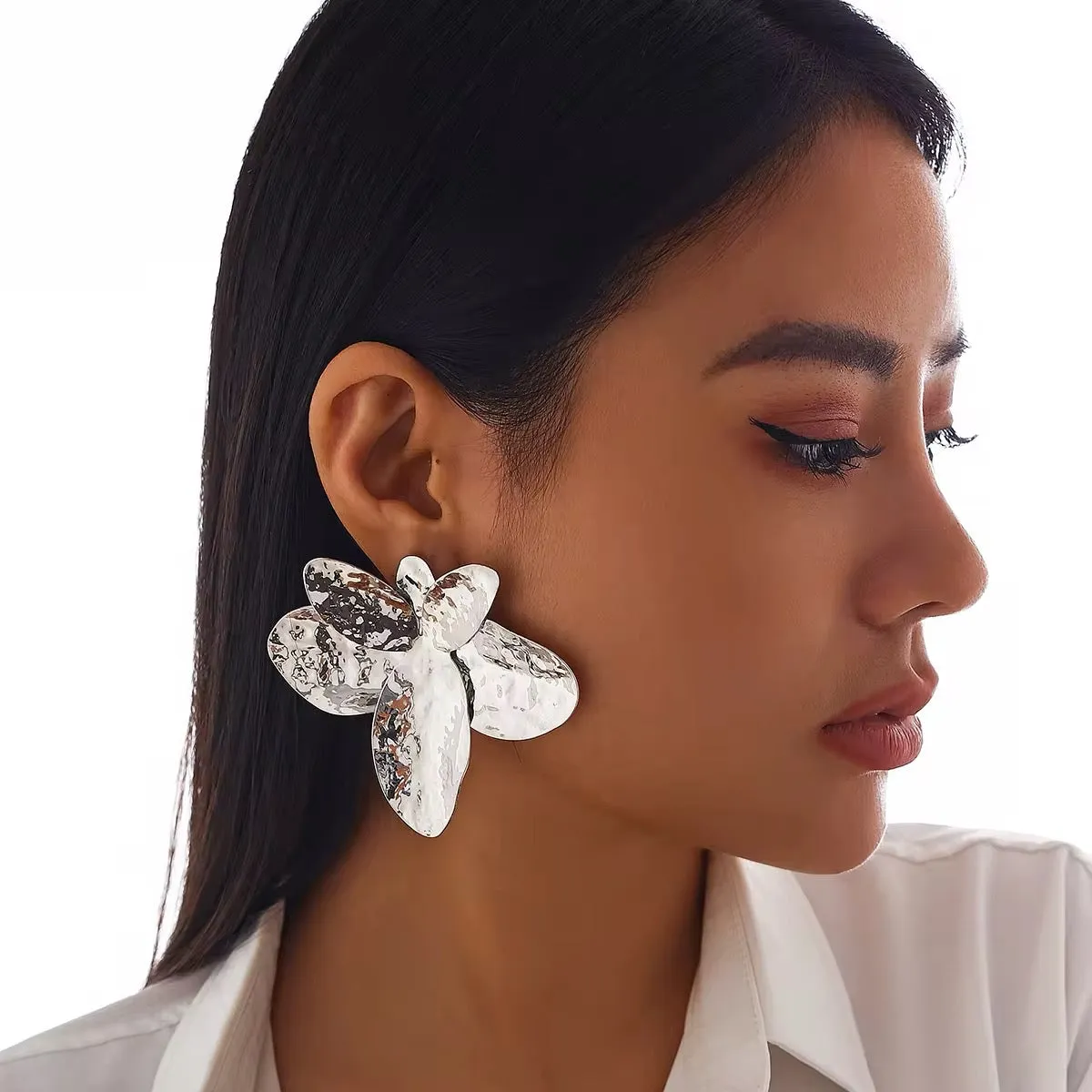 Exquisite Metal Big Flower Drop Earrings