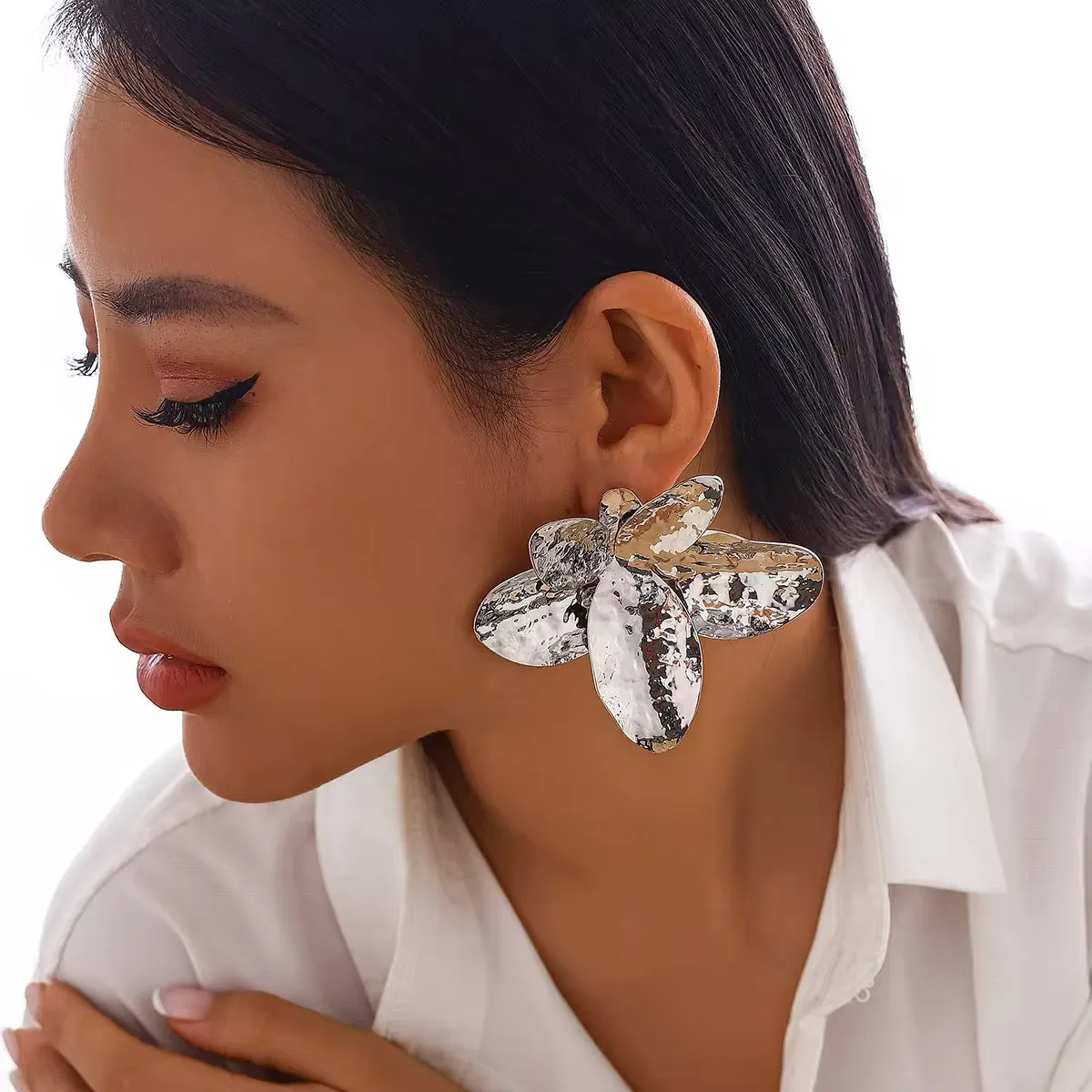 Exquisite Metal Big Flower Drop Earrings