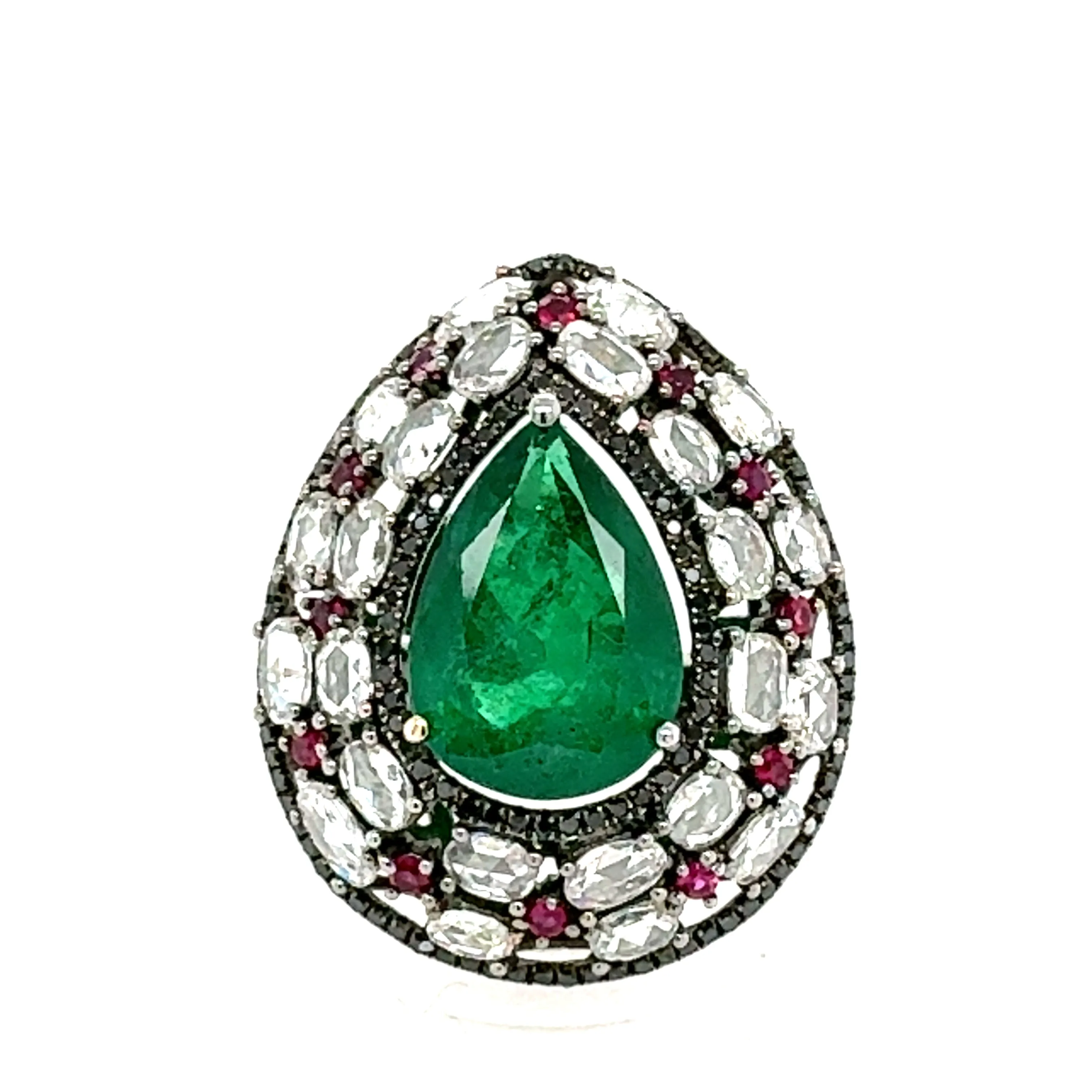 Exquisite Pear Shape Emerald and Diamond Ring