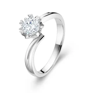 Exquisite Six-Petal Snowflake Diamond Ring