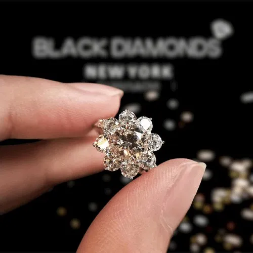 Exquisite Sun Flower Design Halo Round Cut Engagement Ring