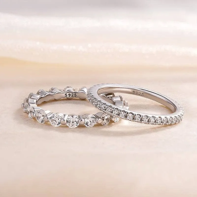 Exquisite Women's Stackable Wedding Band Set