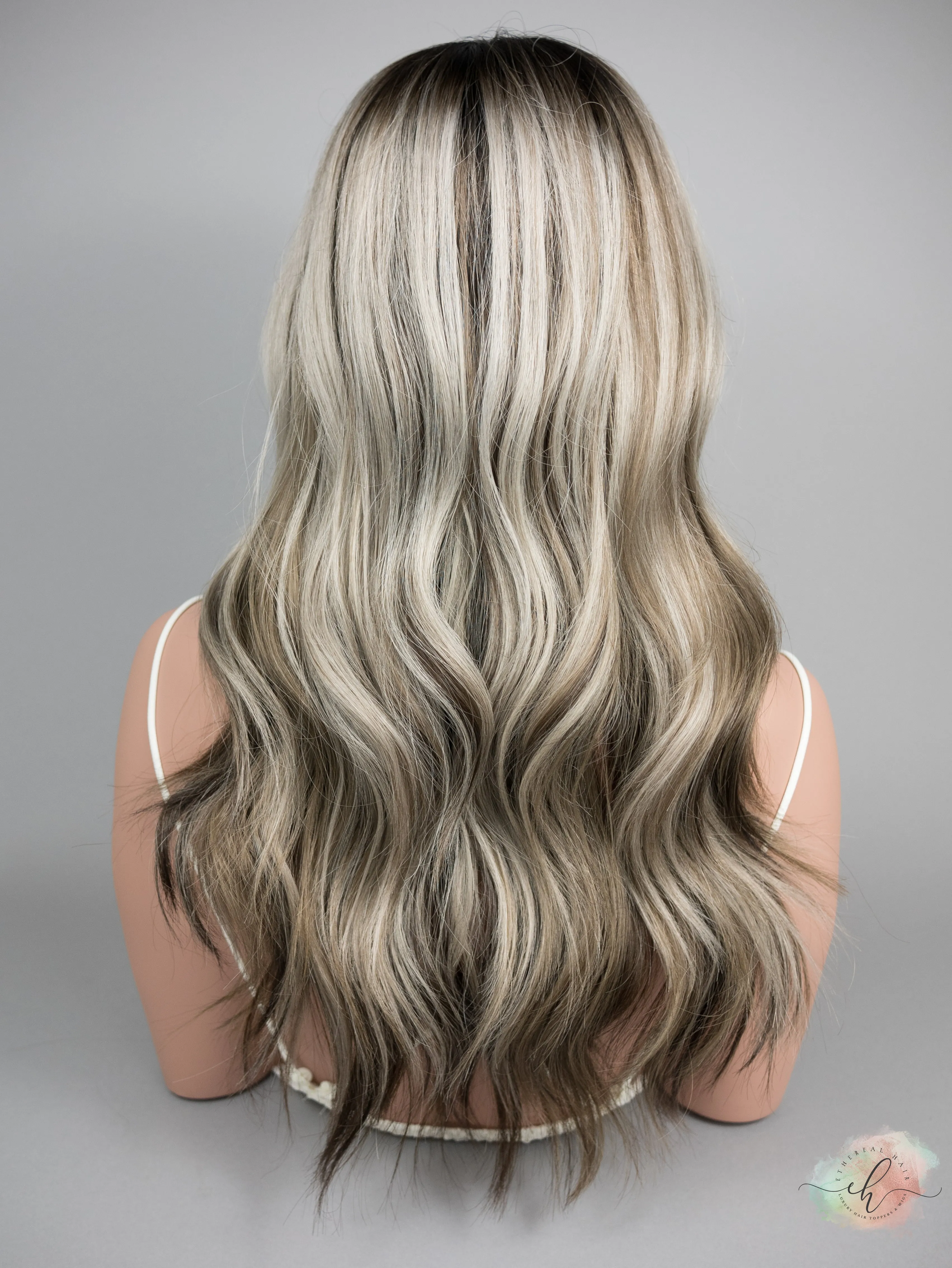 “FOXY" Exquisite Wig: Lace Top, Sz. M, 22"