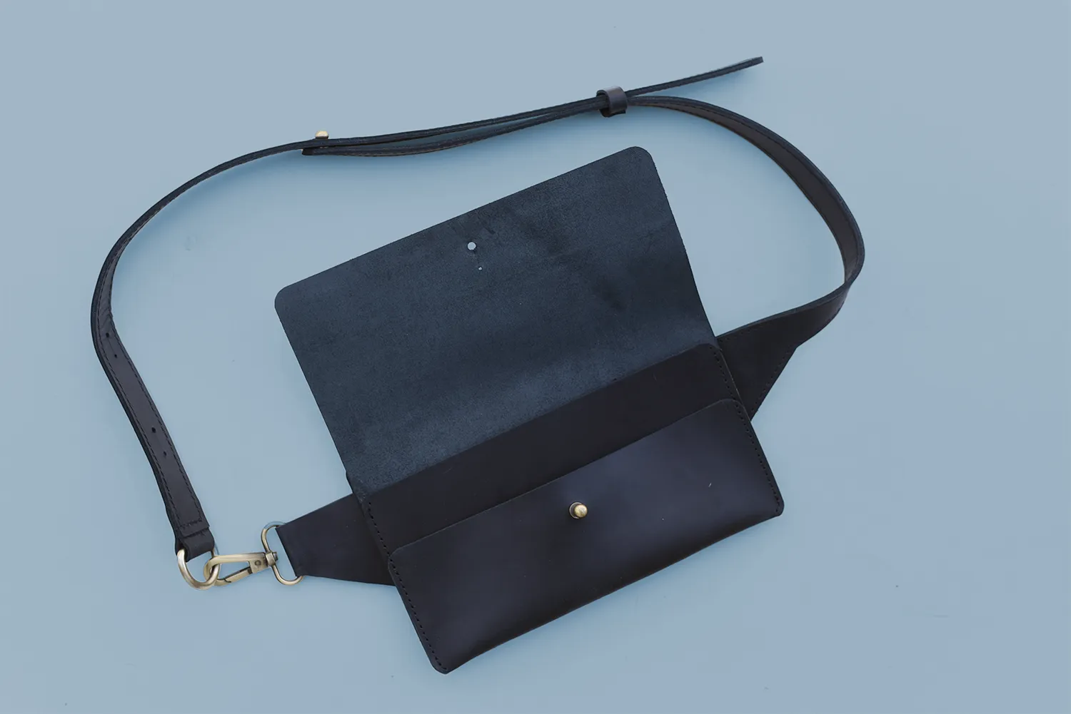 GEN Sling Bag, Black