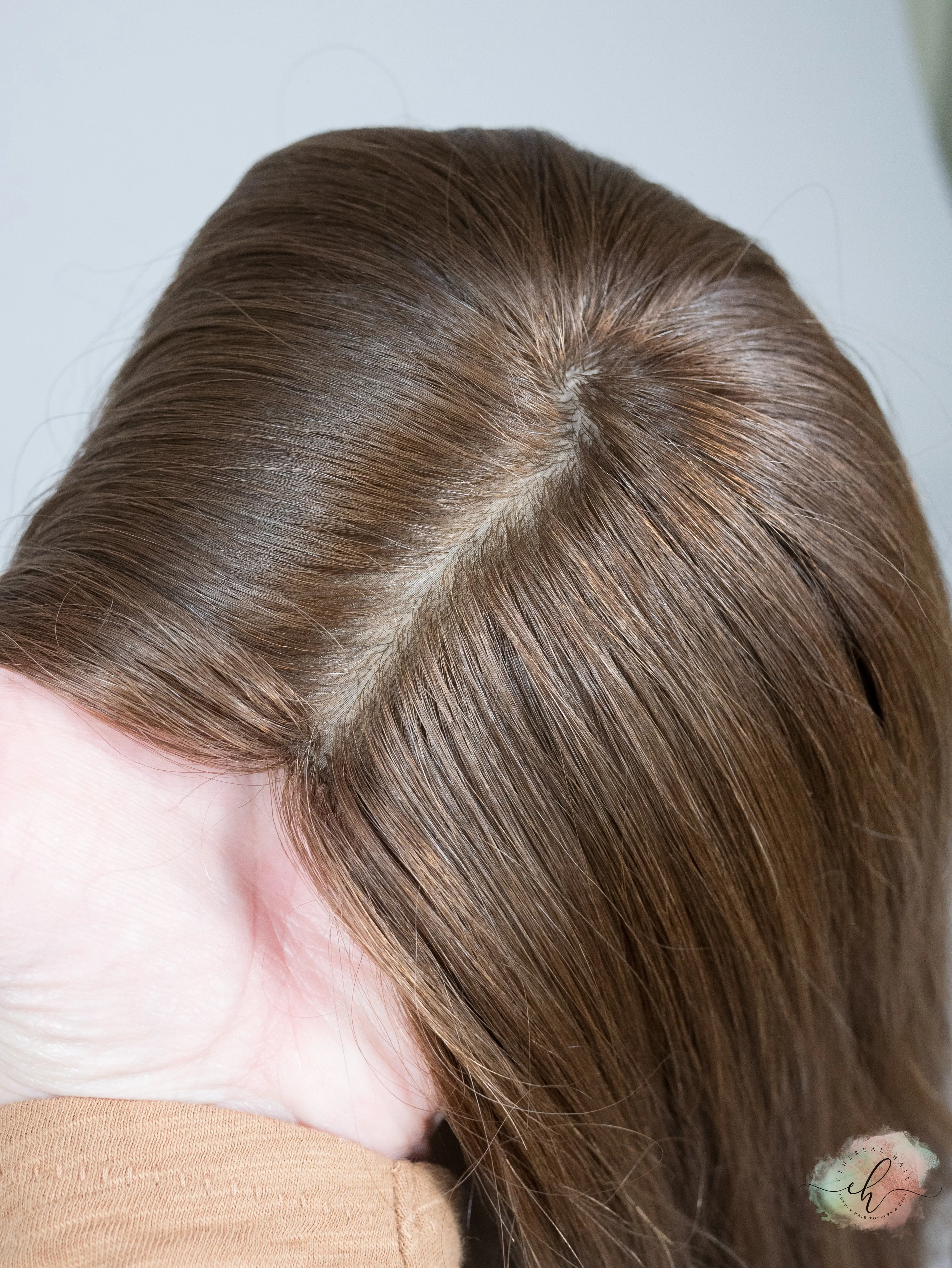 “GINGER SNAP" Exquisite Wig: Silk Top, Sz. M, 18", Euro