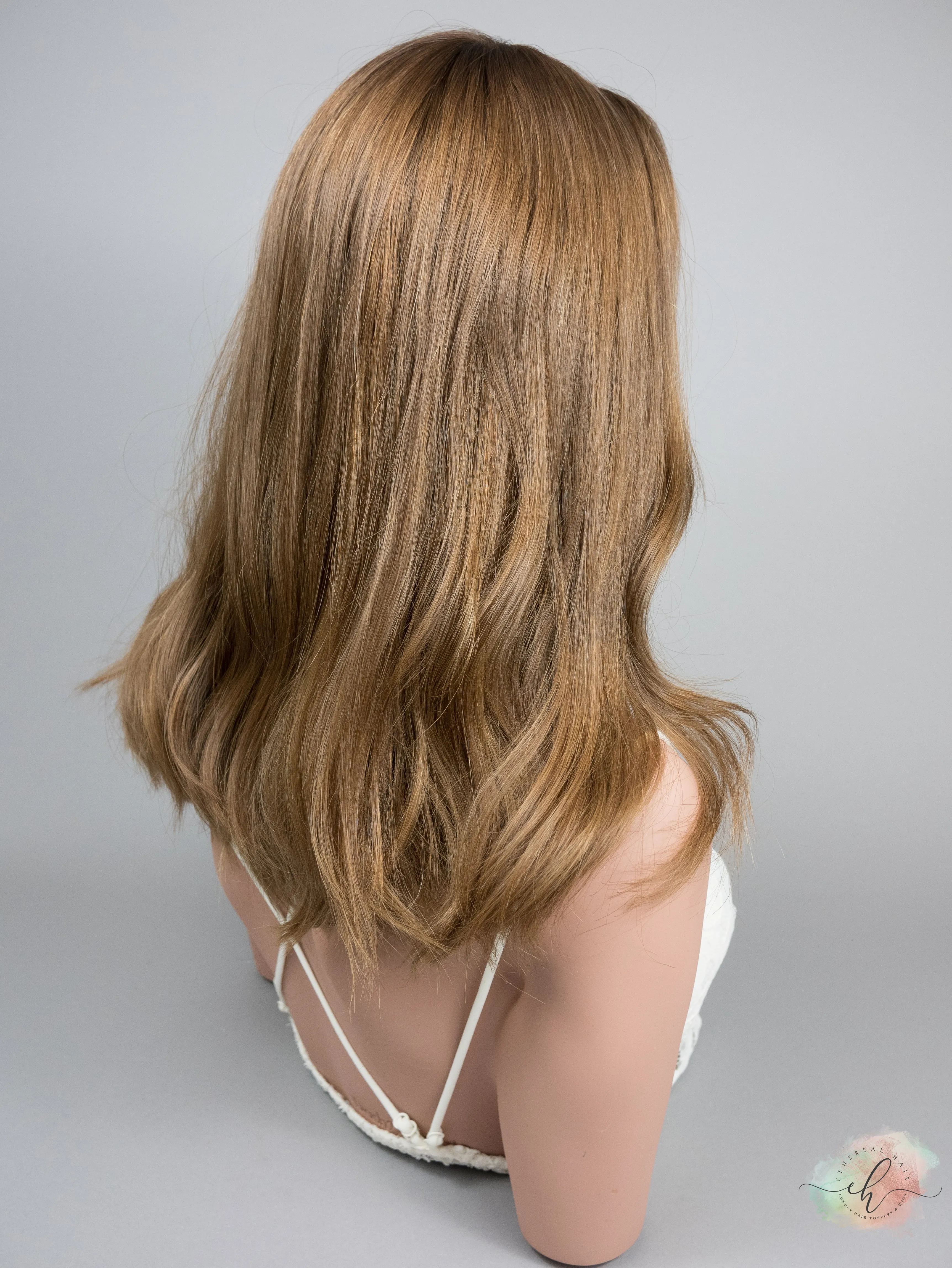 “GINGER SNAP" Exquisite Wig: Silk Top, Sz. M, 18", Euro