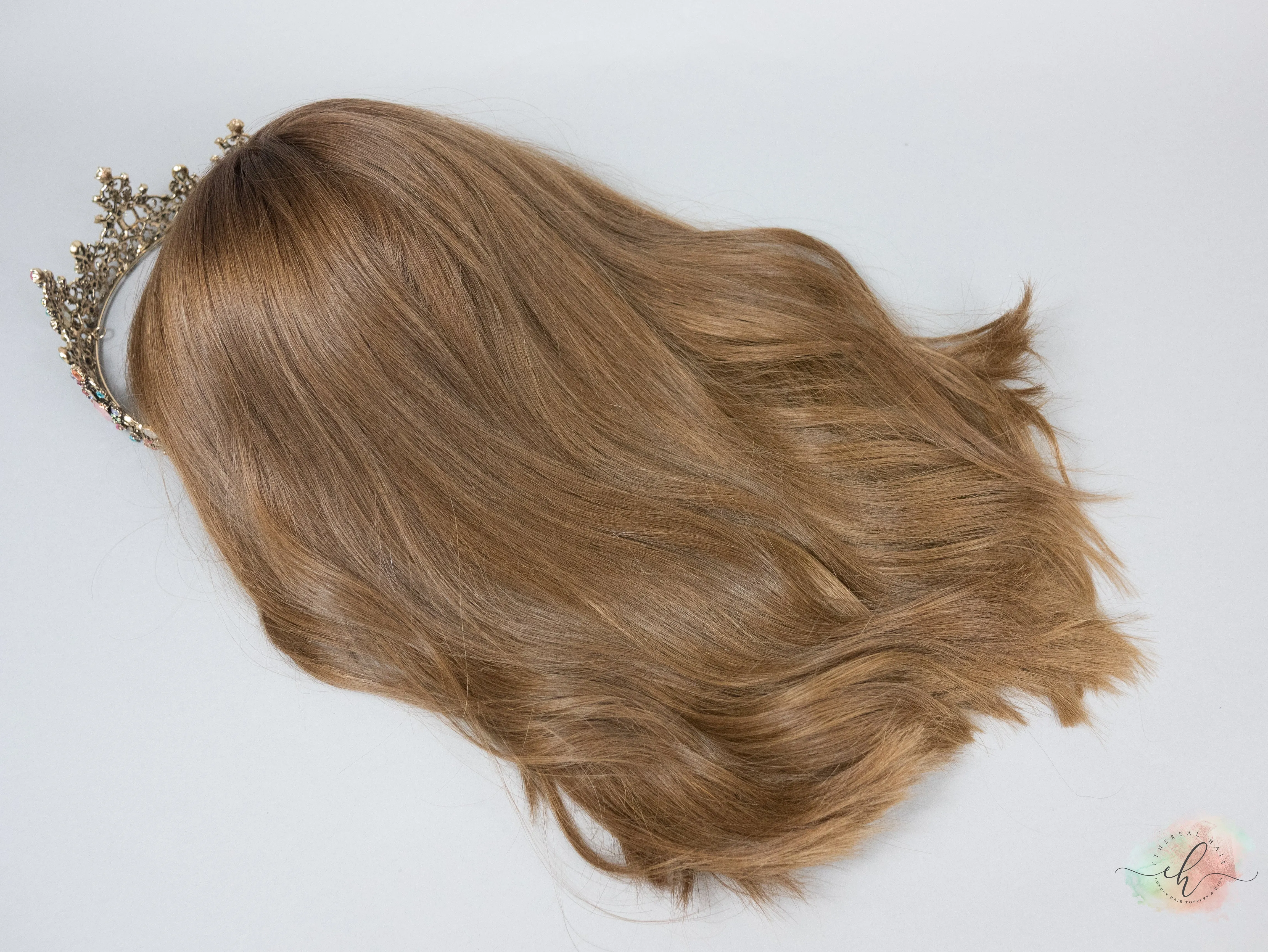 “GINGER SNAP" Exquisite Wig: Silk Top, Sz. M, 18", Euro