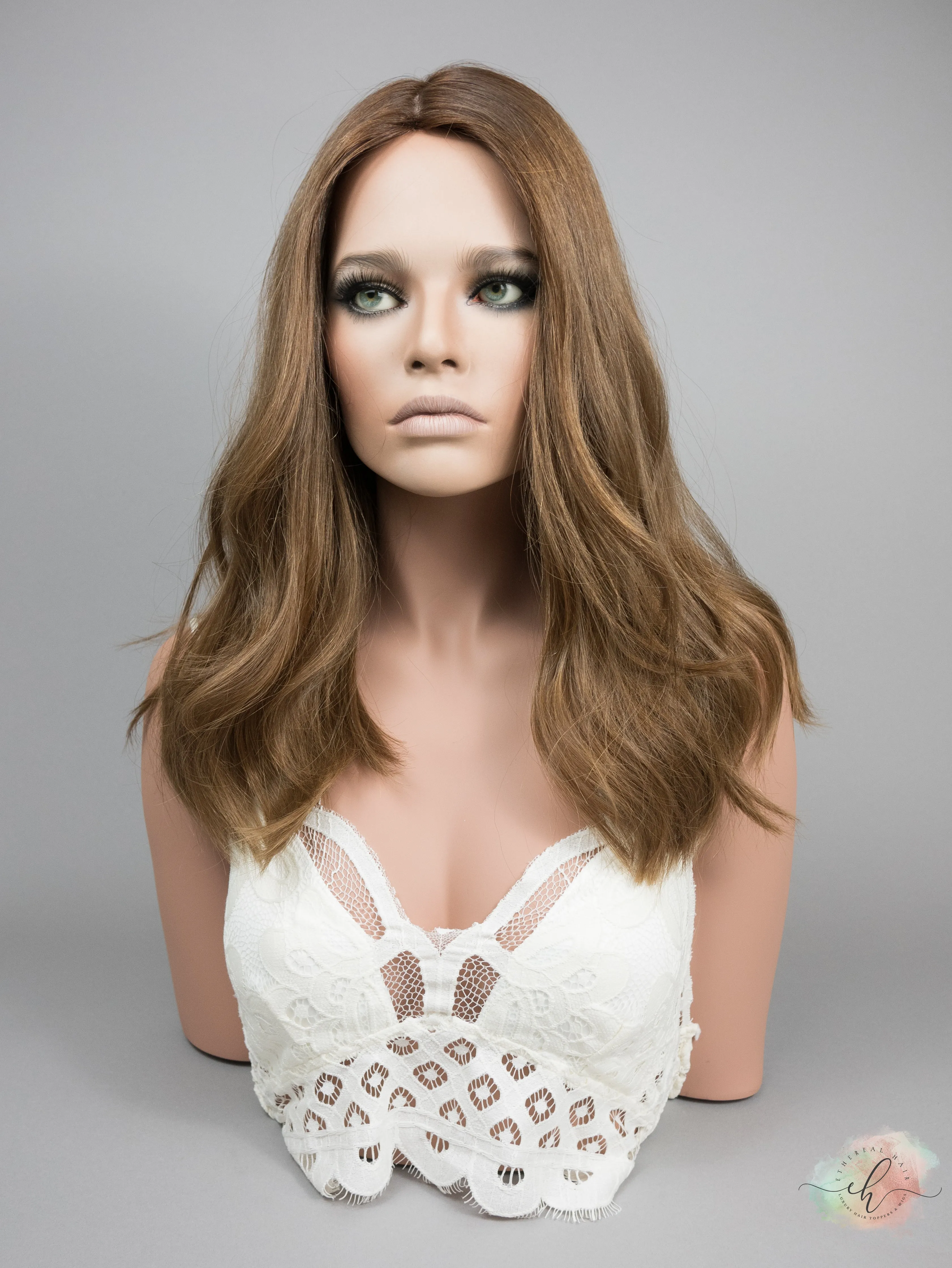 “GINGER SNAP" Exquisite Wig: Silk Top, Sz. M, 18", Euro