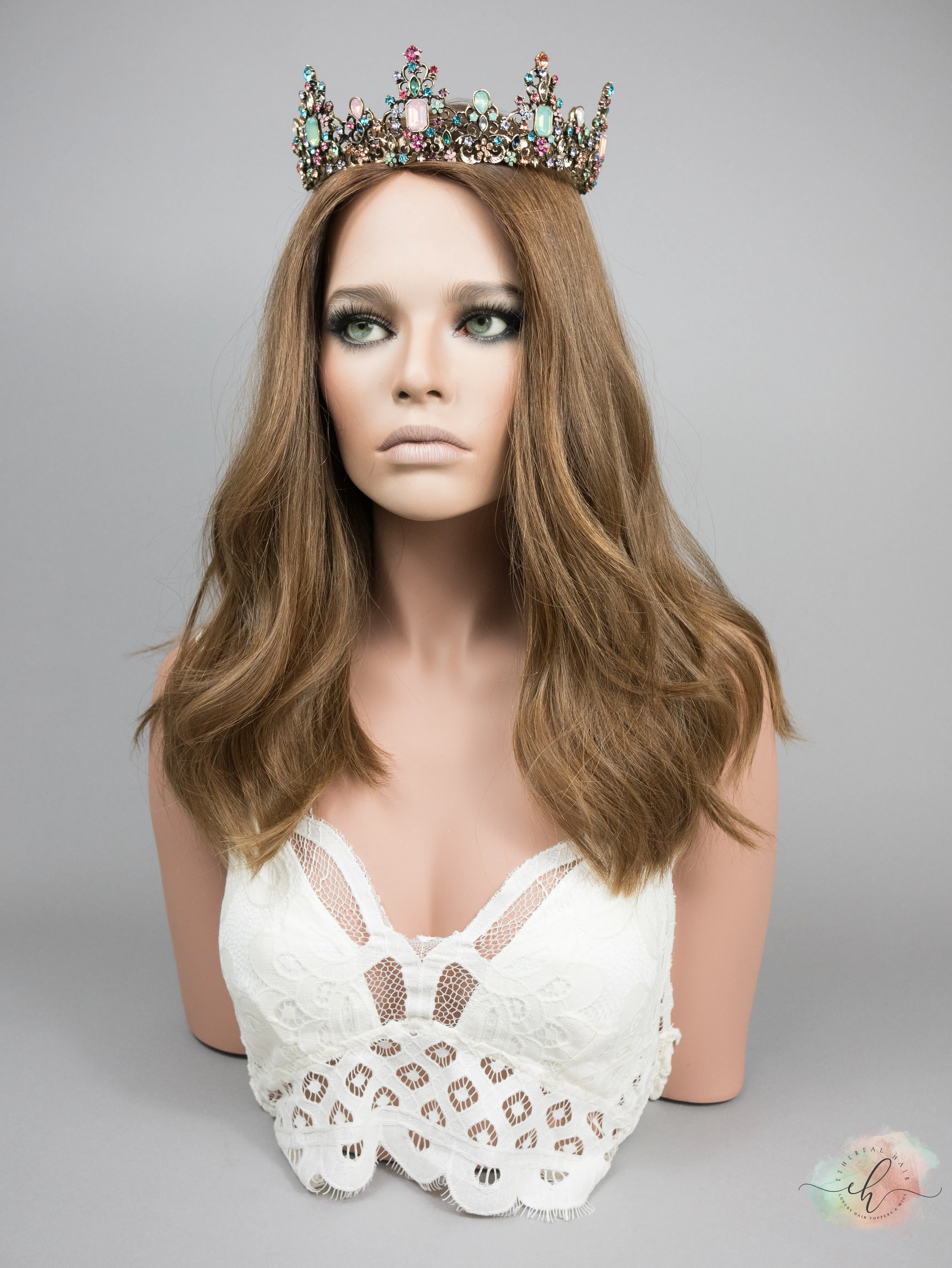 “GINGER SNAP" Exquisite Wig: Silk Top, Sz. M, 18", Euro
