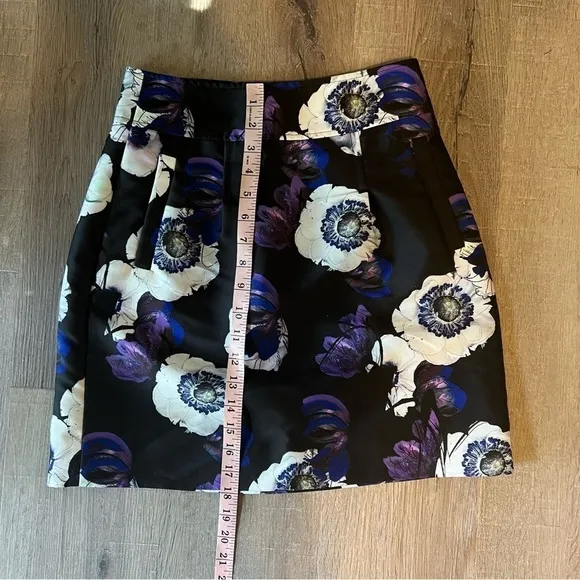 IMJ. Crew 00 Floral Skirt EUC