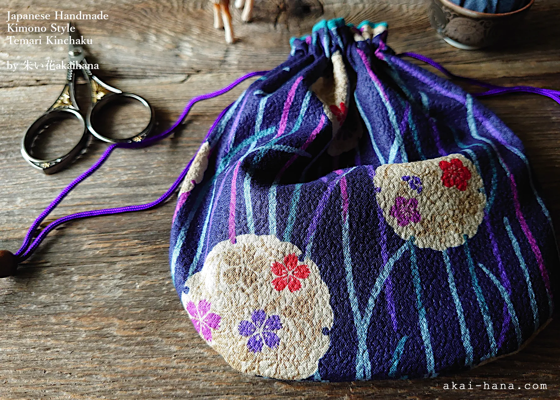Japanese Handmade Temari Kinchaku Purse, Flower Balls Blue Purple, tkjp0007