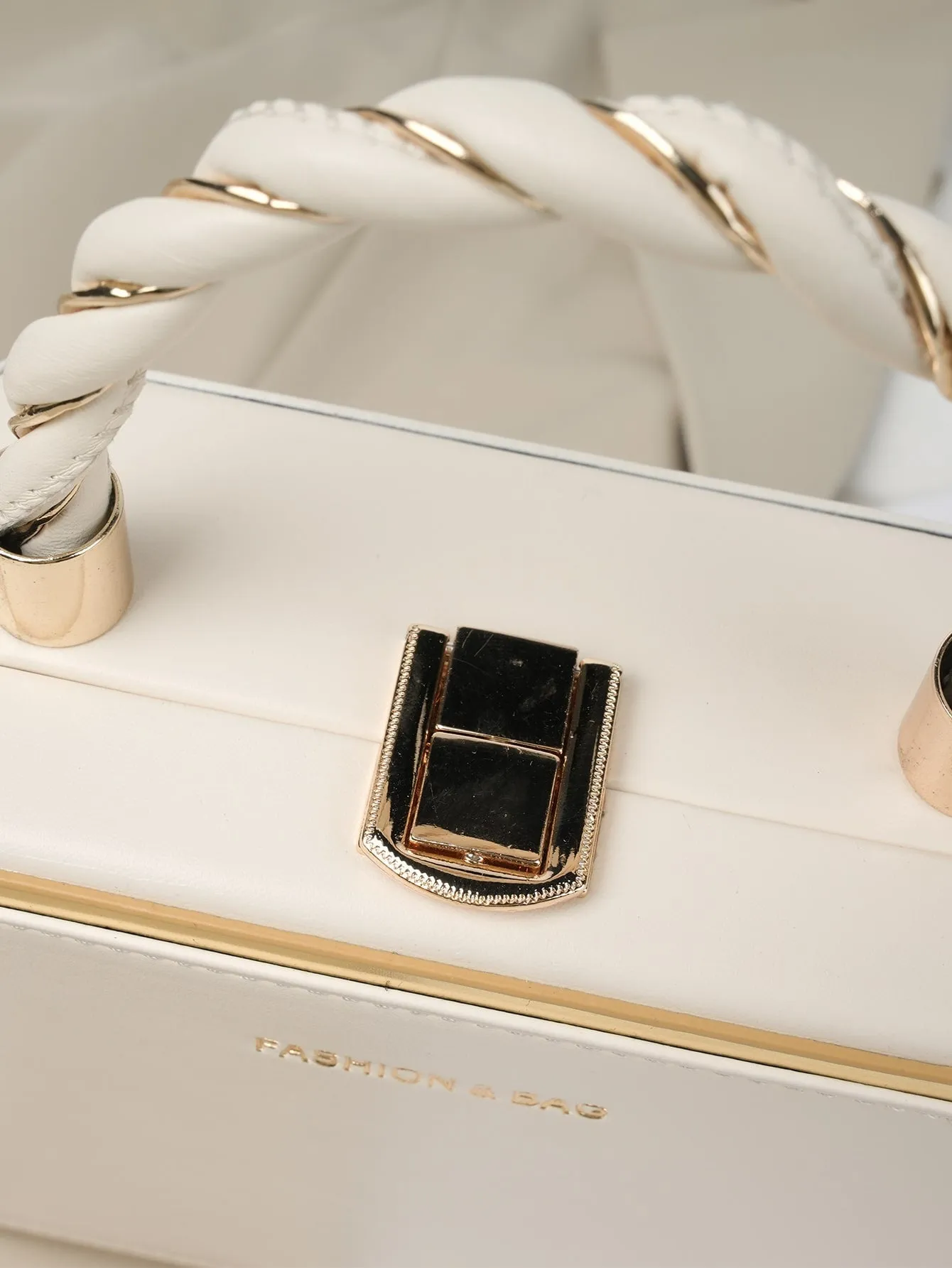 Mini Letter Graphic Chain Box Bag - White