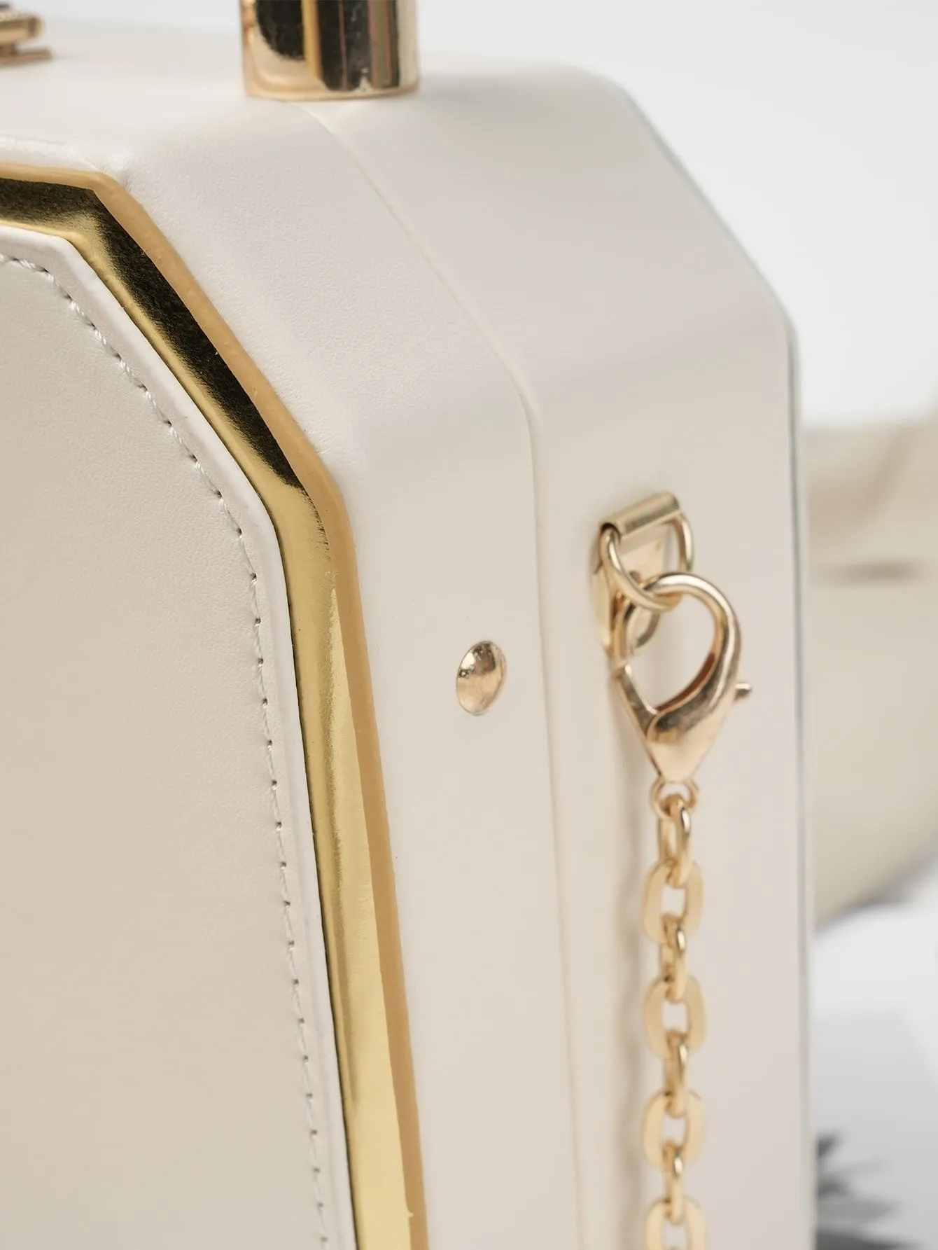 Mini Letter Graphic Chain Box Bag - White