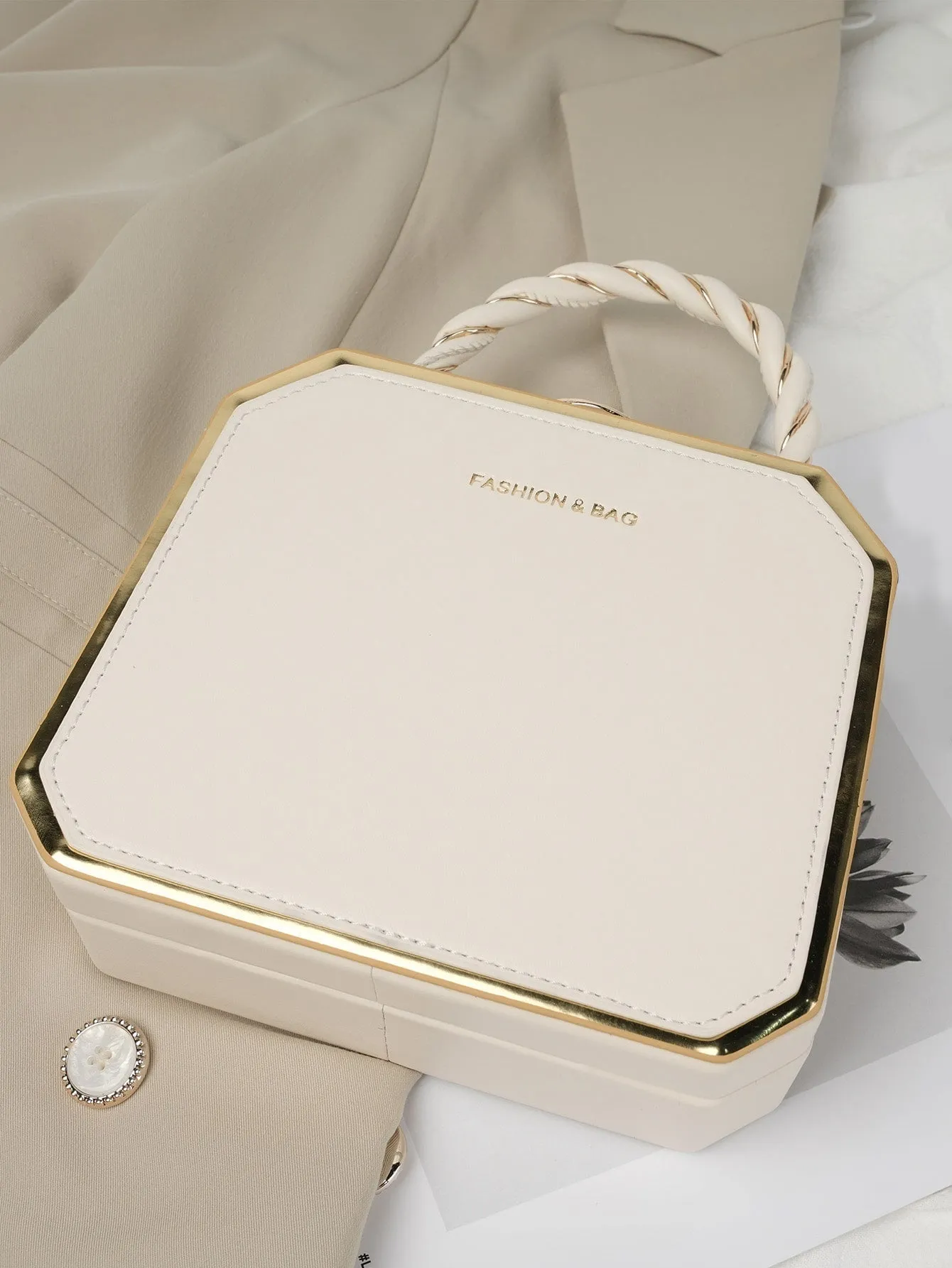 Mini Letter Graphic Chain Box Bag - White