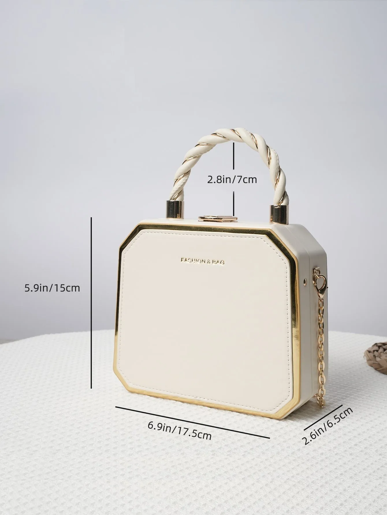 Mini Letter Graphic Chain Box Bag - White