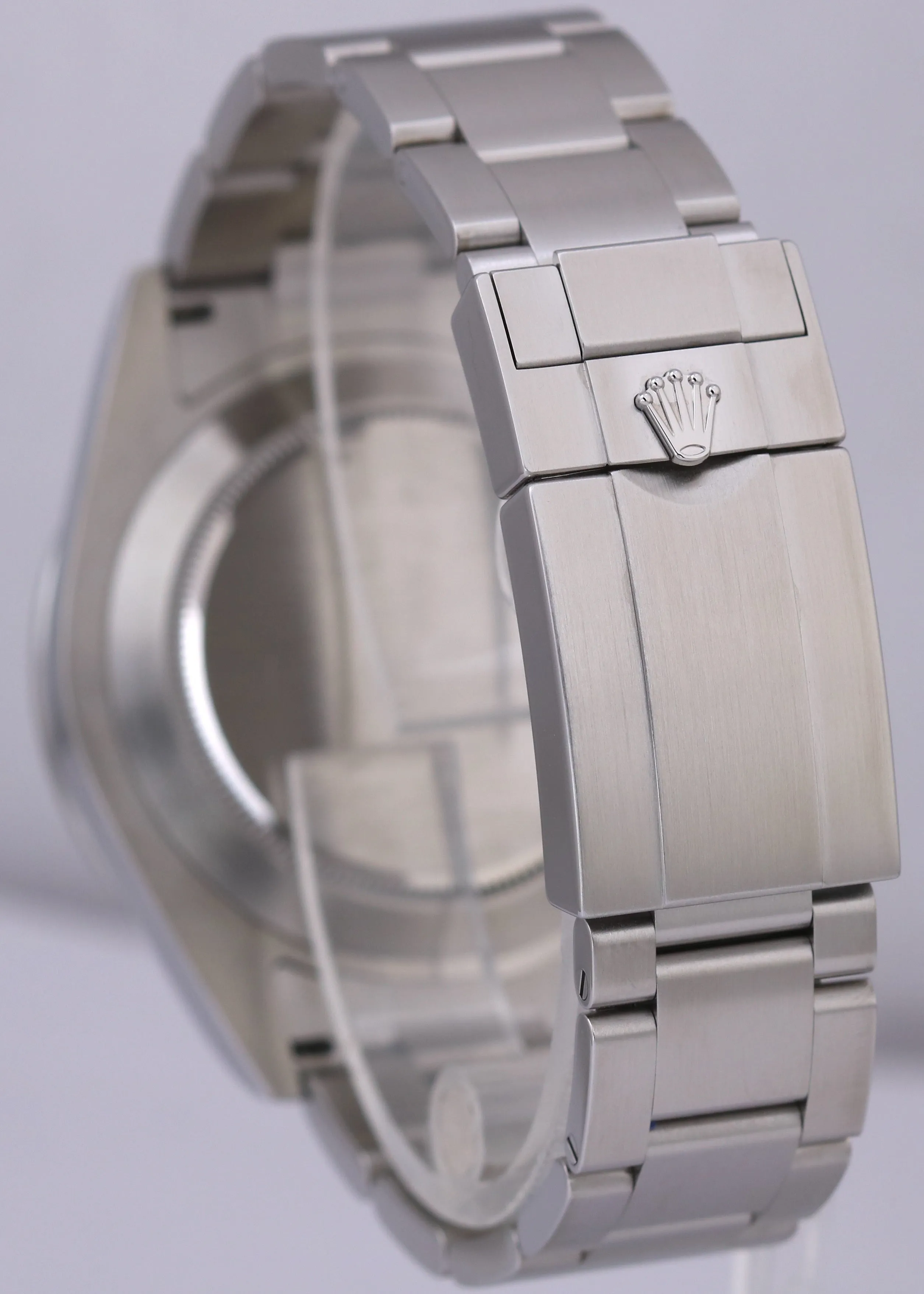 MINT 2022 Rolex Explorer II 42mm POLAR WHITE Stainless Steel GMT Date 226570
