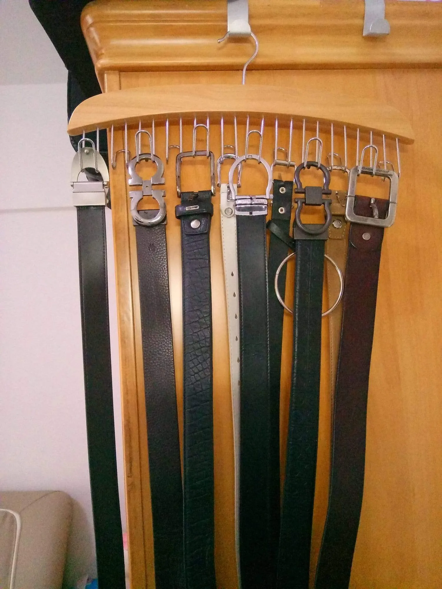 Ohuhu Belt Hanger 24 Belt Racks Hardwood Homeware Closet Accessories Organizers, 2 Pack