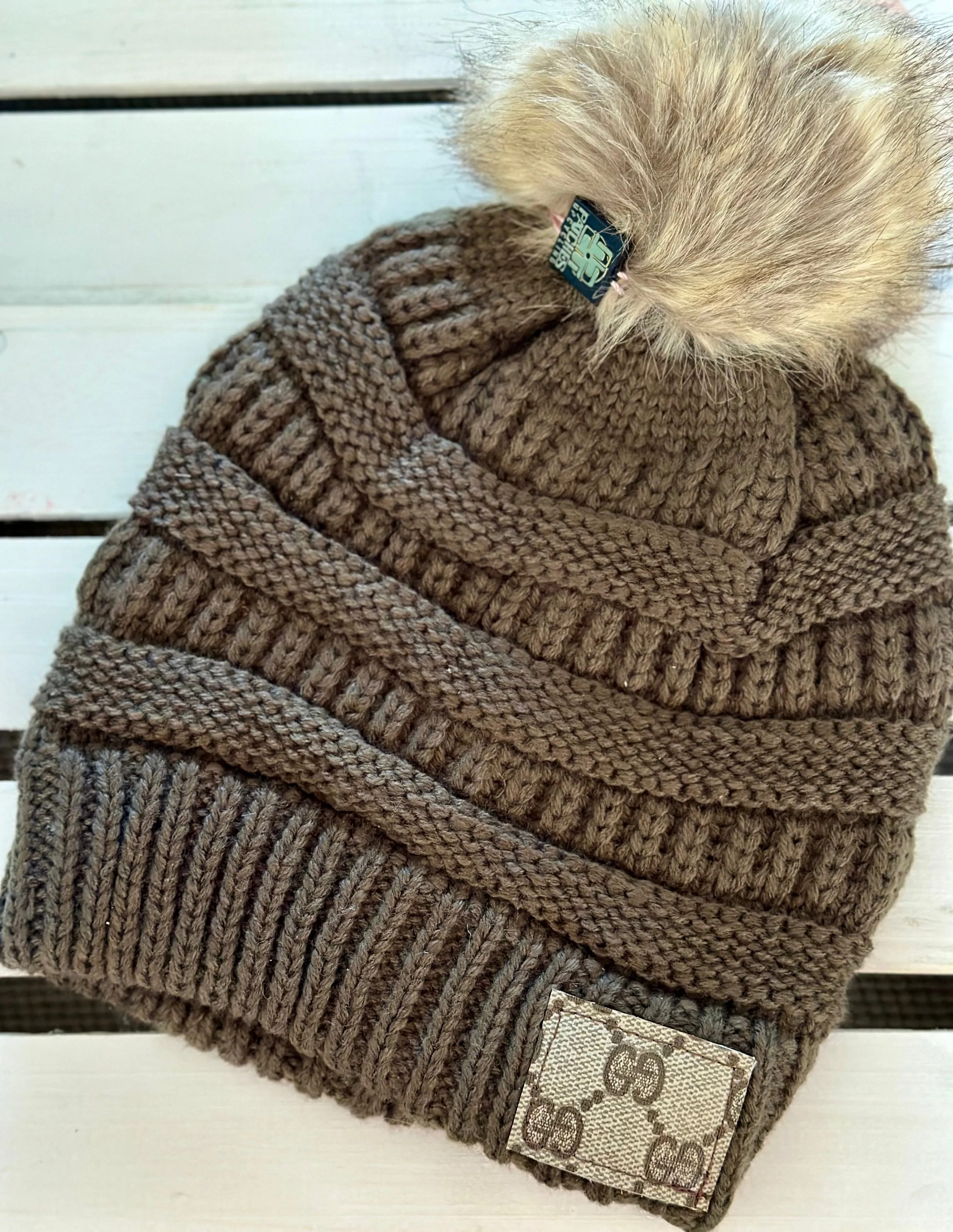 Olive Side Patch Genuine G Logo Beanie