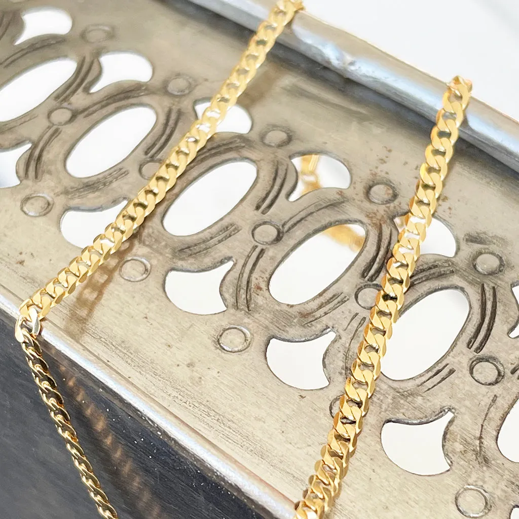 Opulent Yellow Gold Curb Chain