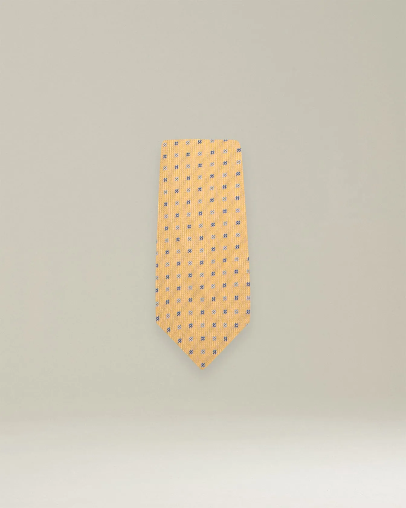 PATTERNED SILK TIE