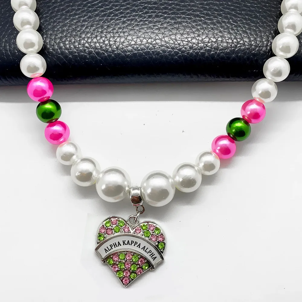 Pretty 💕💚 “Exquisite” Pearl Necklace
