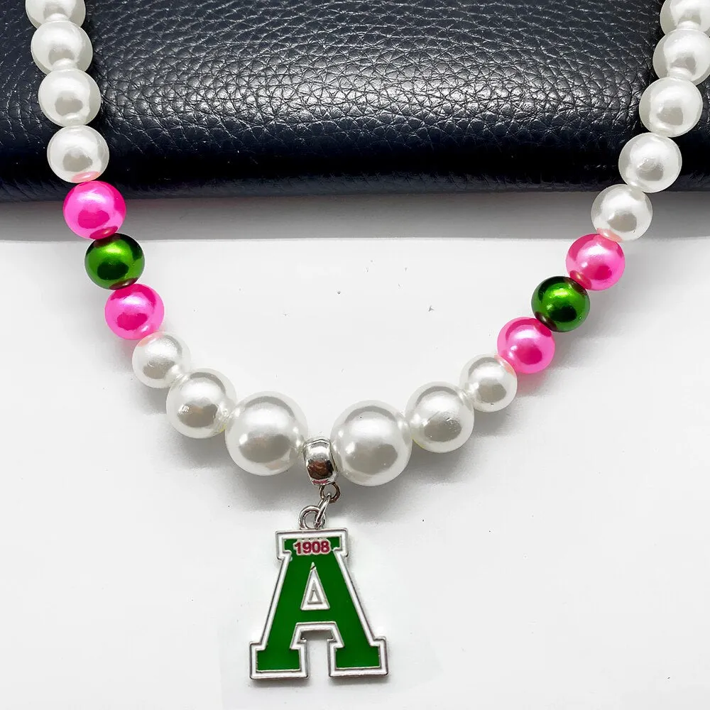 Pretty 💕💚 “Exquisite” Pearl Necklace