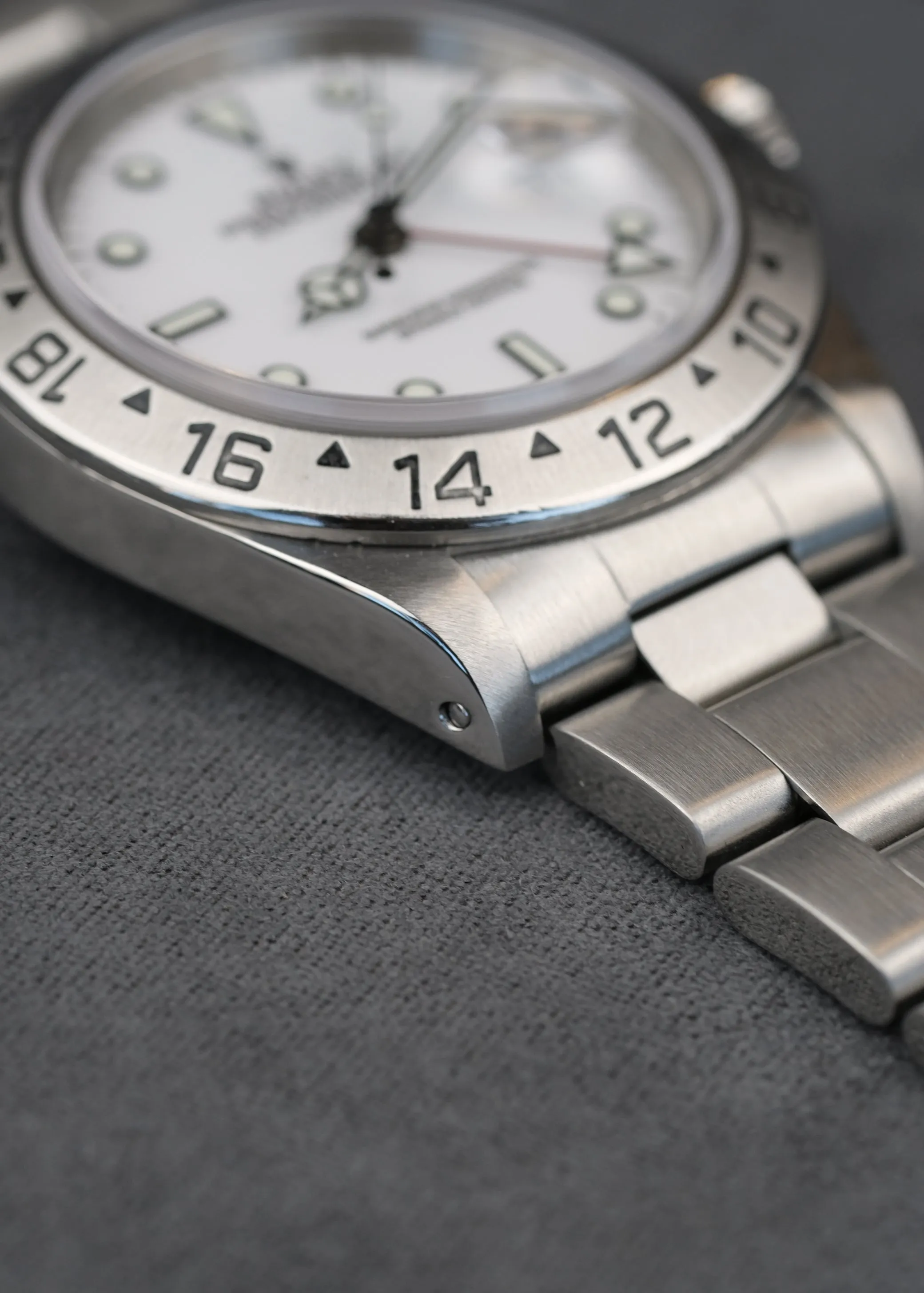 Rolex 16570 Explorer II Polar - 1999