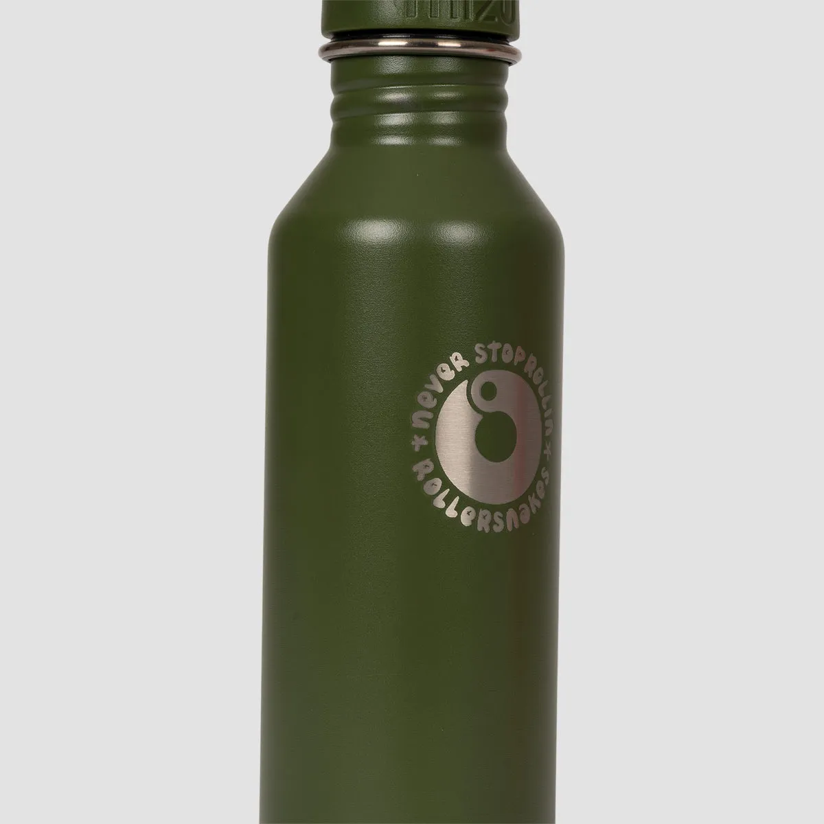 Rollersnakes X Mizu M5 Water Bottle Army Green