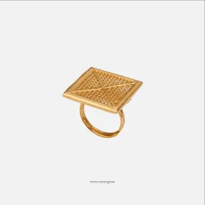 Roma Narsinghani Mesh ring Ring The piece is set in brass, with 18KT gold finesse. Each piece is unique and handcrafted by our artisans. RNLOVE19