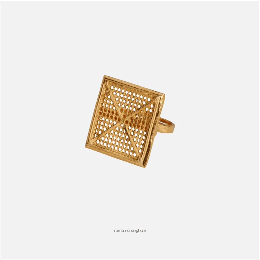 Roma Narsinghani Mesh ring Ring The piece is set in brass, with 18KT gold finesse. Each piece is unique and handcrafted by our artisans. RNLOVE19